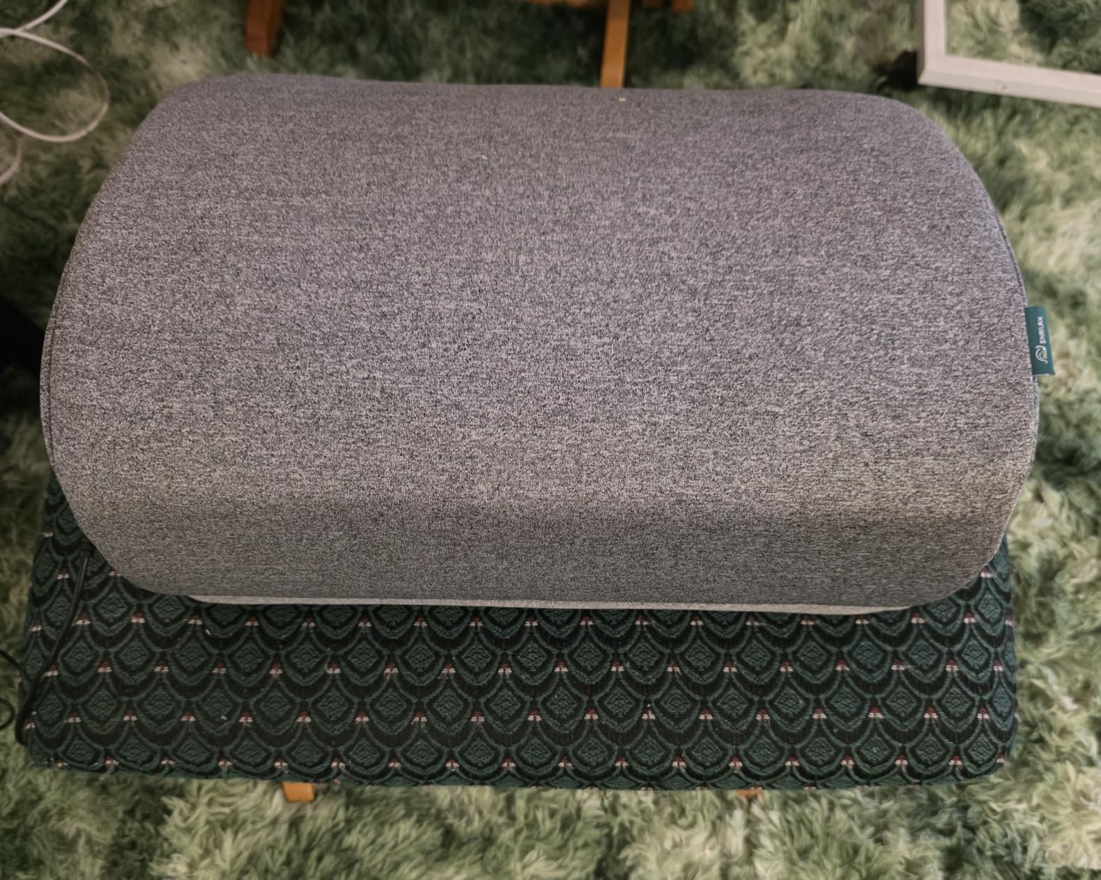 Snailax Heated Foot Rest Under Desk at Work, FSA Eligble Desk Foot Stool with Heat & Vibration Massage, Fathers Day Dad Gifts for Men, Foot Warmer Feet Heater for Office Chair, Gaming Home Use customer photo 2