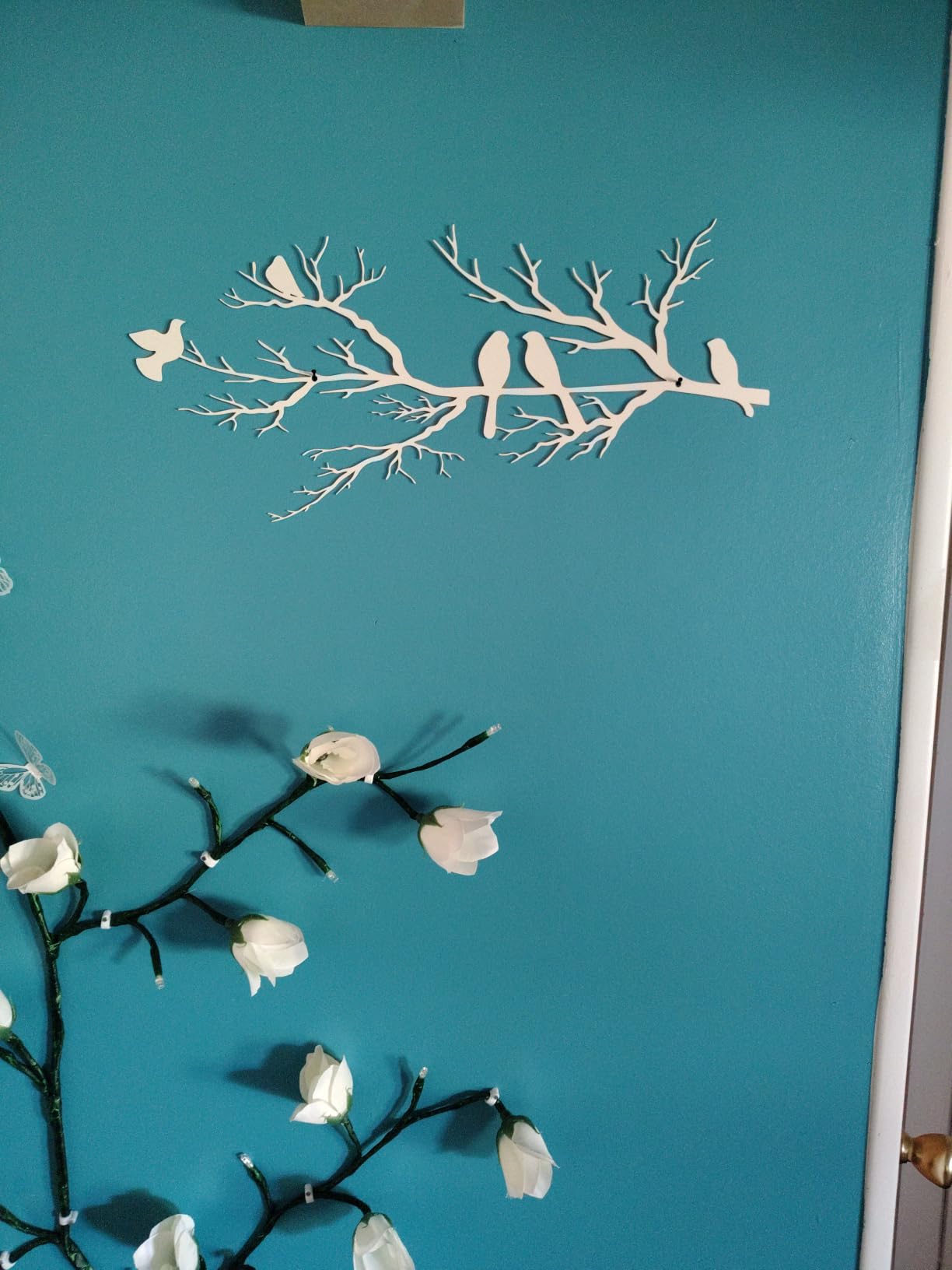 Metal Birds Wall Art, Metal Vivid Birds on Branch Silhouette Wall Decor Black Leaves with Bird Outdoor Hanging Wall Sculpture for Home Balcony Garden (Large) customer photo 1