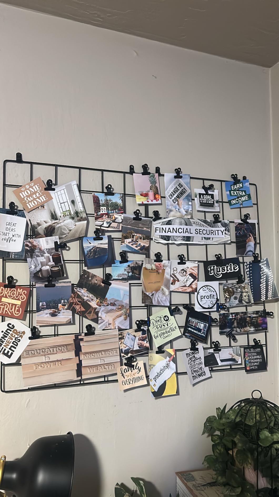 Metal Mesh Wall Grid Panel for Photo Display, Message Board, Size: 17.5