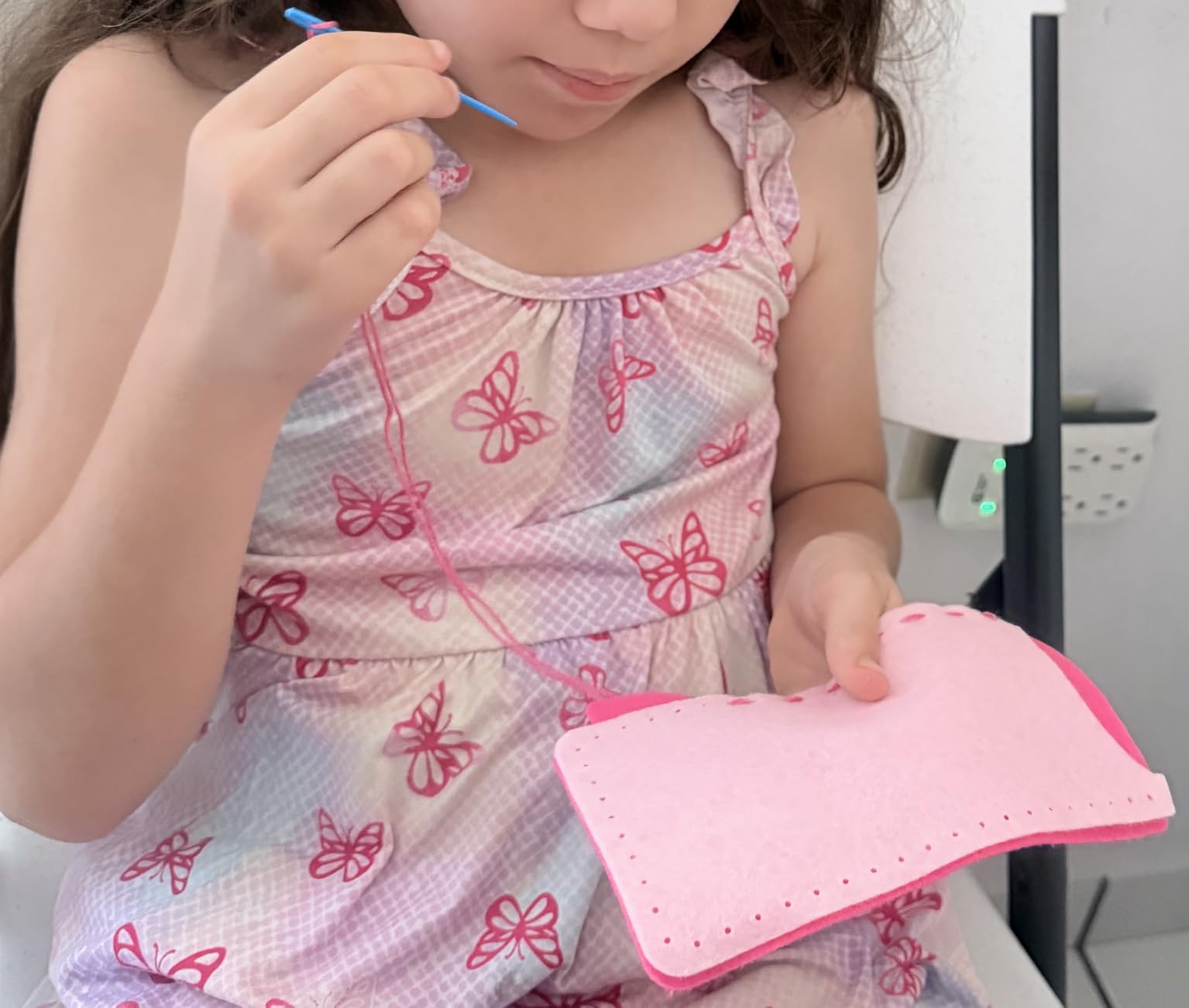 KRAFUN My First Sewing Bag Kit Arts & Crafts for Beginner Kids, 6 Easy DIY Sewing mini Bag Holder Case Projects of Animal Theme, Instructions Learn to Sew & Felt Embroidery, Gift for Girls & Boys customer photo 1