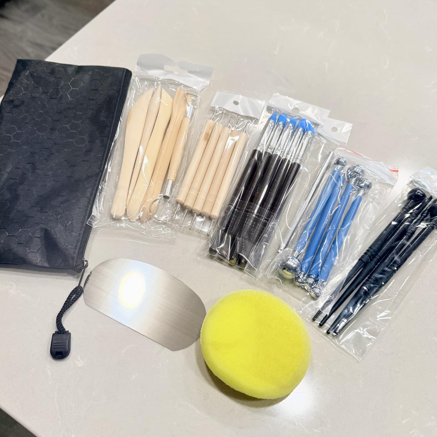 Amrules Clay Tools Kit, 27 PCS Pottery Tools, Practical Polymer Clay Sculpting Tools Kit, Air Dry Clay Tools Set for Adults, Pottery Craft, Dotting, Carving, Drawing, Molding, Modeling, Shaping customer photo 1