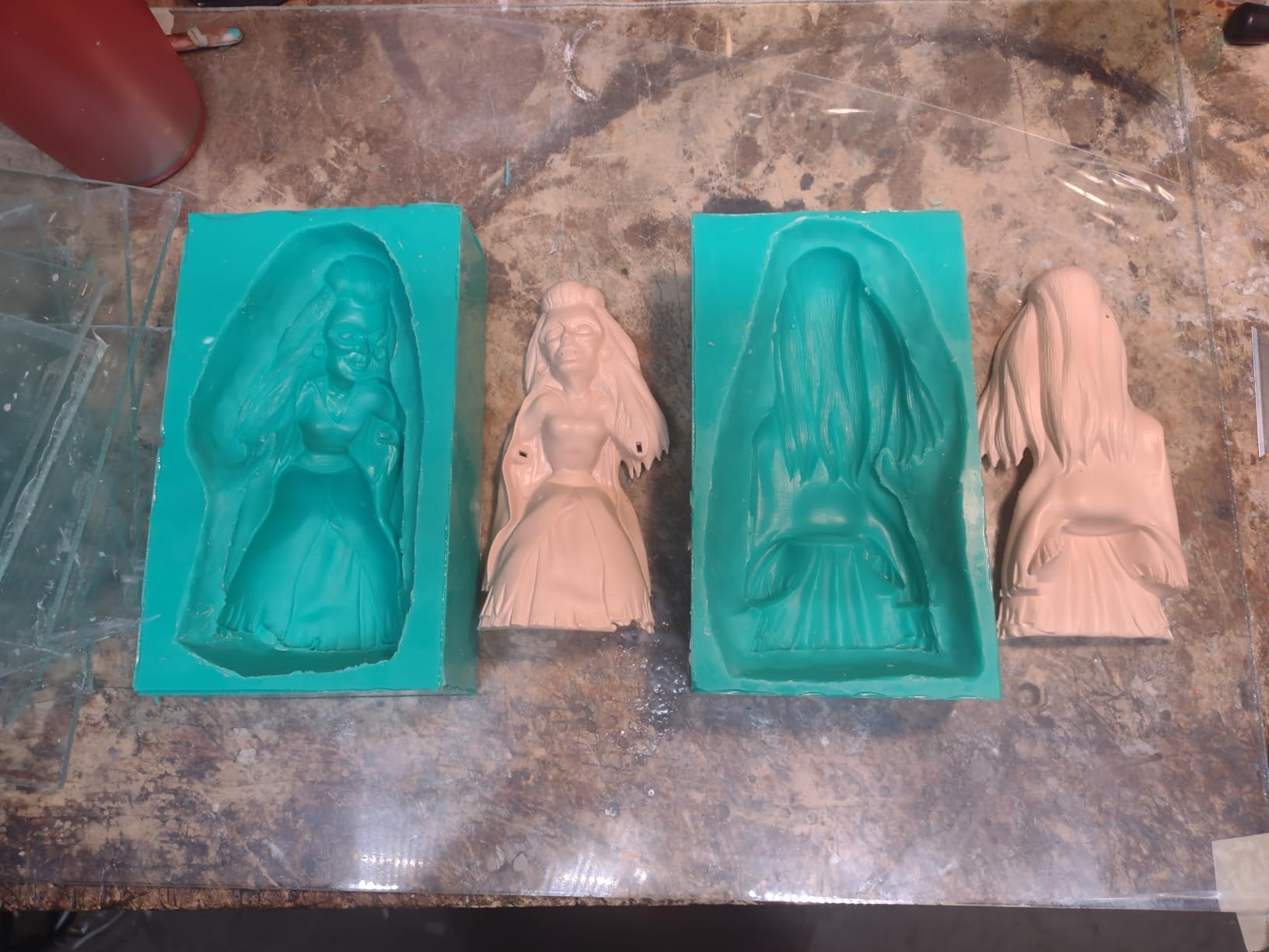 Nicpro 250 oz Silicone Mold Making Kit 20A, Platinum Liquid Silicones Rubber for Mold Maker, Jade Green Flexible & Food Safe Mix Ratio 1:1 for Casting 3D Resins Molds DIY with Gloves, Sticks & Cups customer photo 2