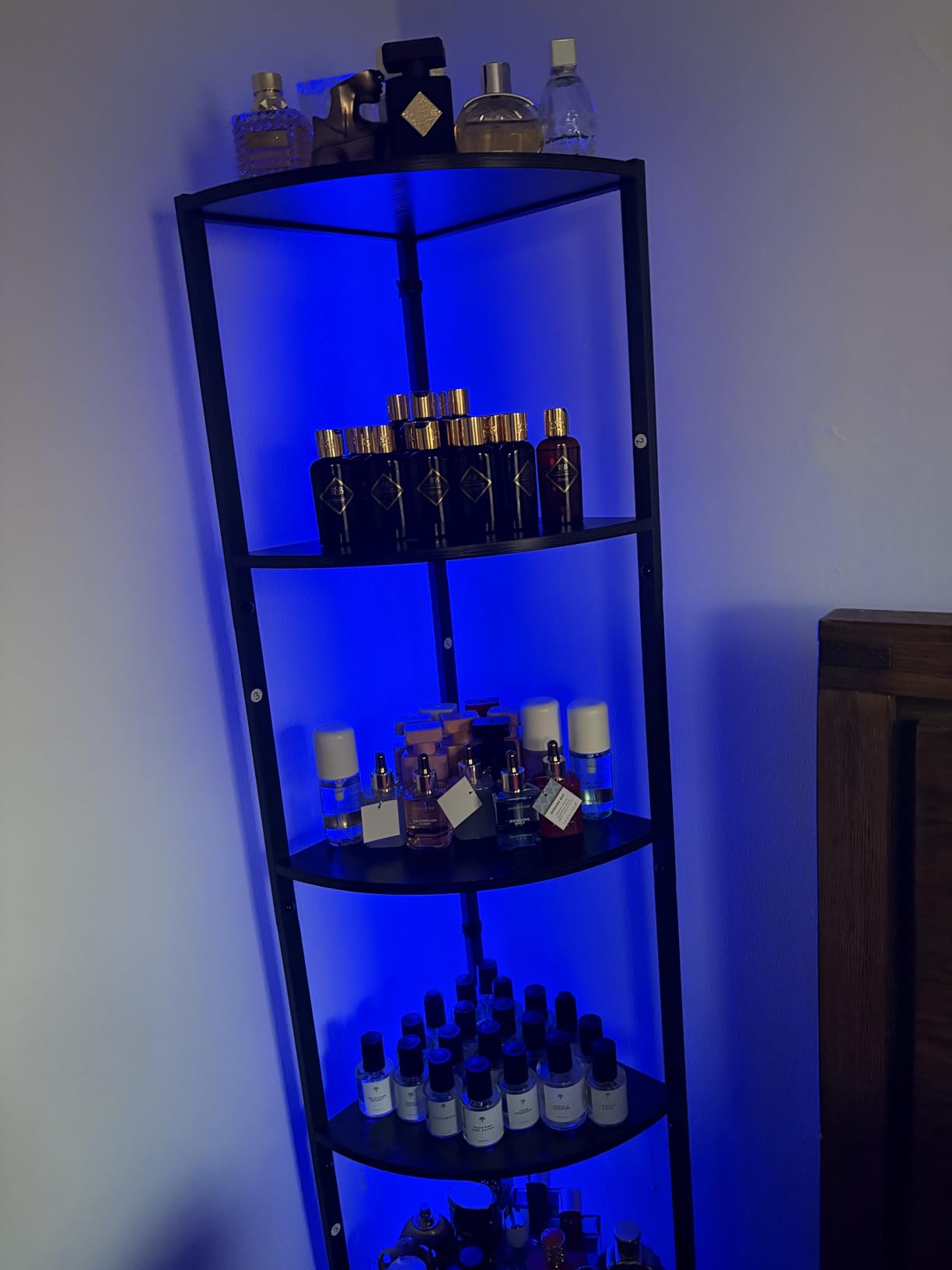 Furnulem 6 Tier Corner Shelf with LED Light, 67.5