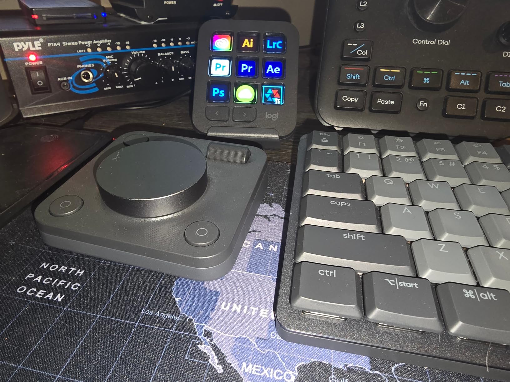 Logitech MX Creative Console, 9 Customizable LCD Keys, Stream Deck Accessories, USB-C, Control Dial for Graphic Design, Zoom, Spotify - Graphite, 3-Month Adobe Cloud Membership customer photo 1