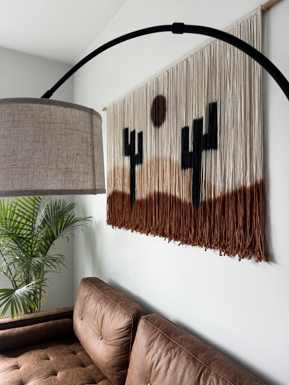 Macrame Wall Hanging Large Macrame Wall Decor Yarn Tapestry Fiber Art Hand Dip-Dye Craftsmanship Cute Boho Home Decor 57