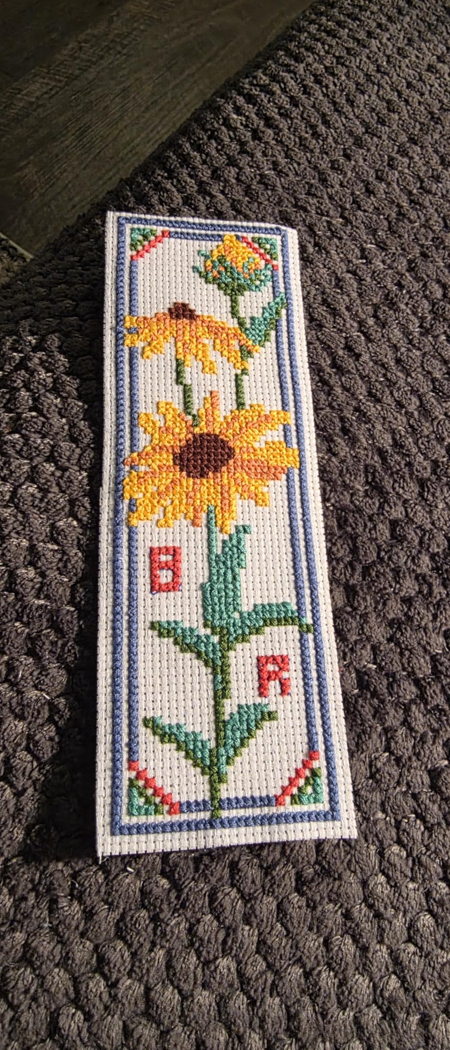 ORIGACH 6 Pcs Flower Cross Stitch Bookmark Kit for Beginner with Backing Felt Floss Instruction Sunflowers Tulip DIY Stamped Embroidery Bookmark Kit for Starter Adults Book Lovers customer photo 1