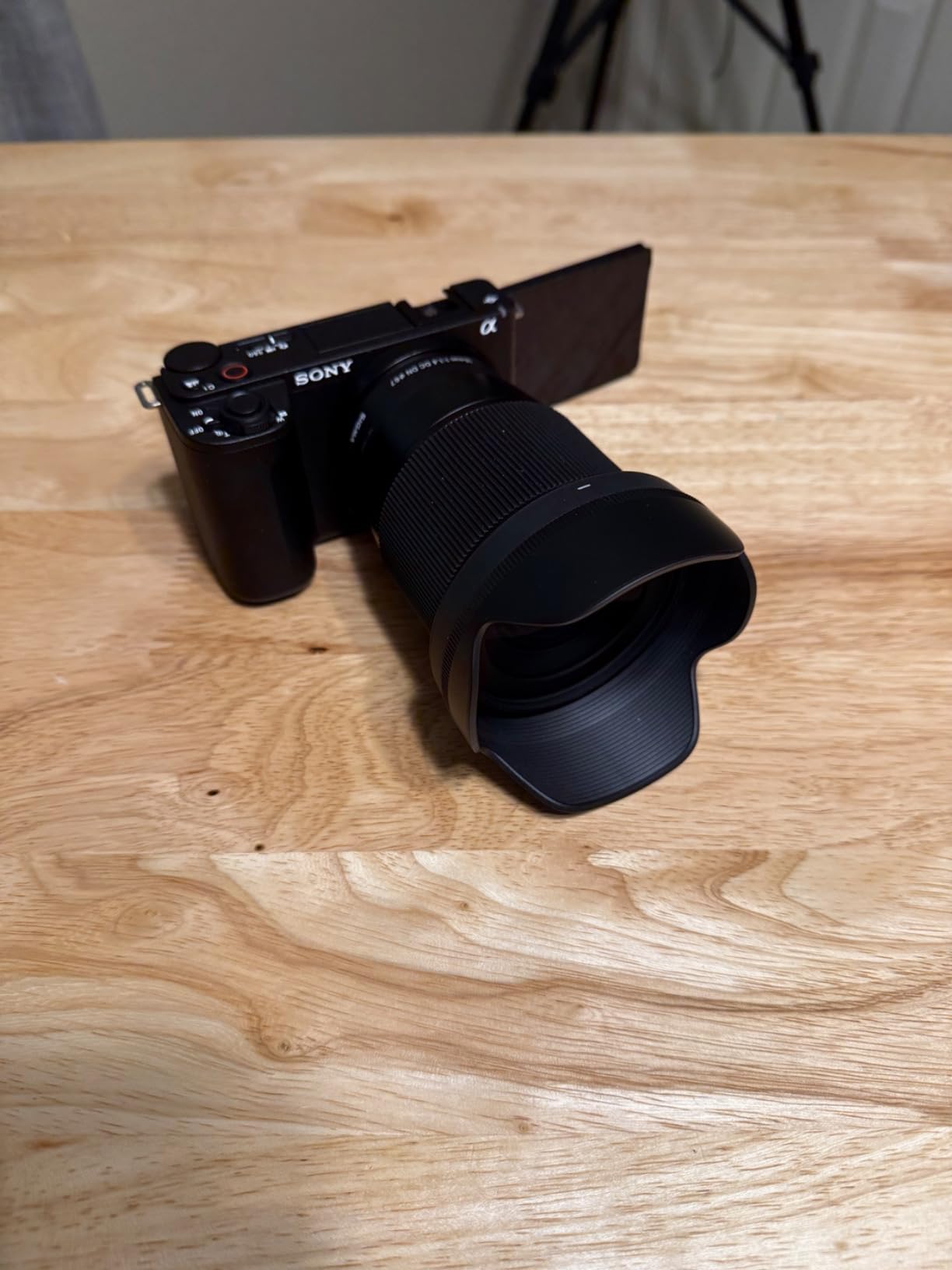Alpha ZVE10 II - APS-C Interchangeable Lens Mirrorless Content Creators' Camera - Black - Body Only customer photo 1