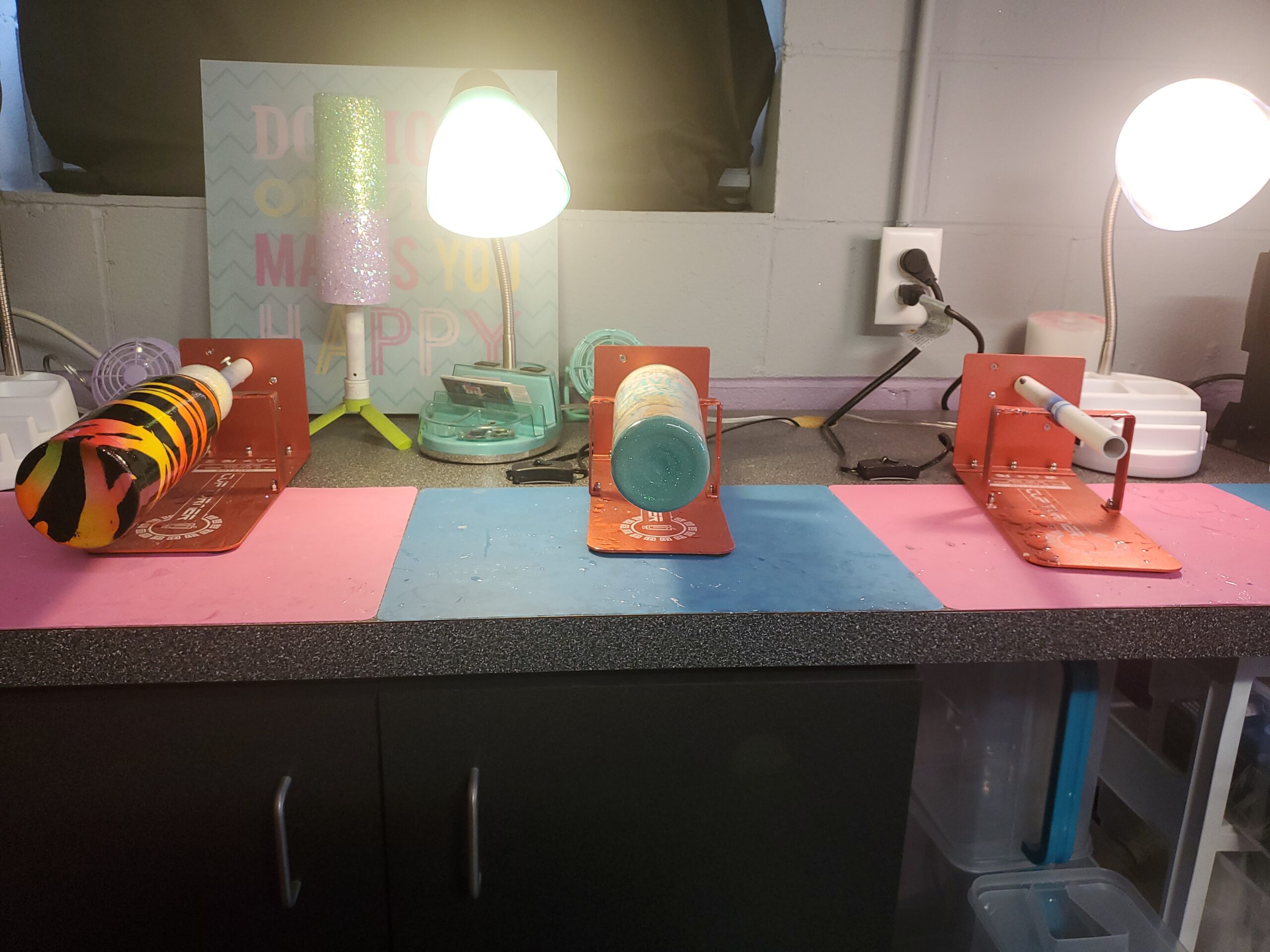 Cup Turner for Crafts Tumbler, Tumbler Turner DIY Glitter Epoxy Resin Tumblers, Epoxy Resin Mixer Attachment with Silent Motor Two-Way Rotation Silicone Pad, Cup Spinner (Rose-Gold) customer photo 2