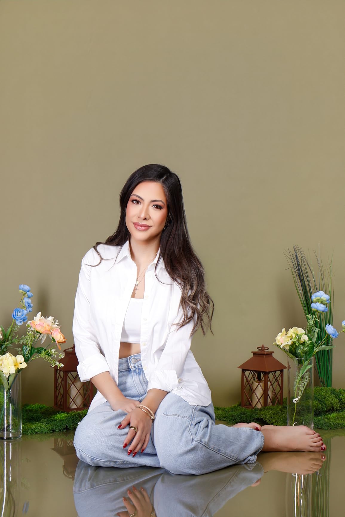 Denny Mfg - Seamless Paper Backdrop for Photoshoot with Free Gaffer Tape - True White Photography Paper Roll Background with Matte Finish for Studio, Video & Content Creation - (86 in x 36 ft) customer photo 2