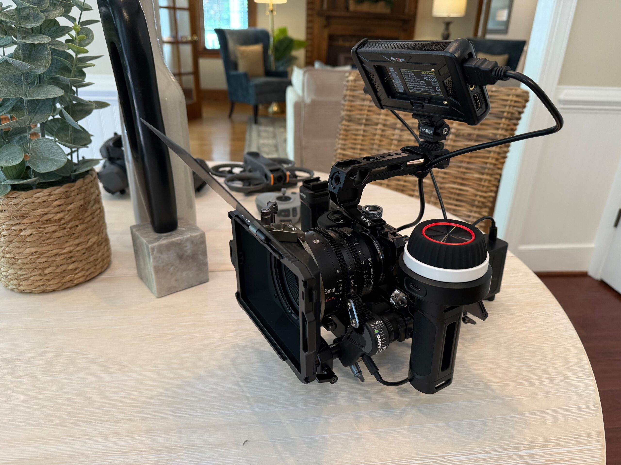 SmallRig Wireless Follow Focus Kit (Lite) with Handwheel Controller & Receiver Motor, A/B Stops & 15mm Rod Clamp, Compact Design - 4296 customer photo 1