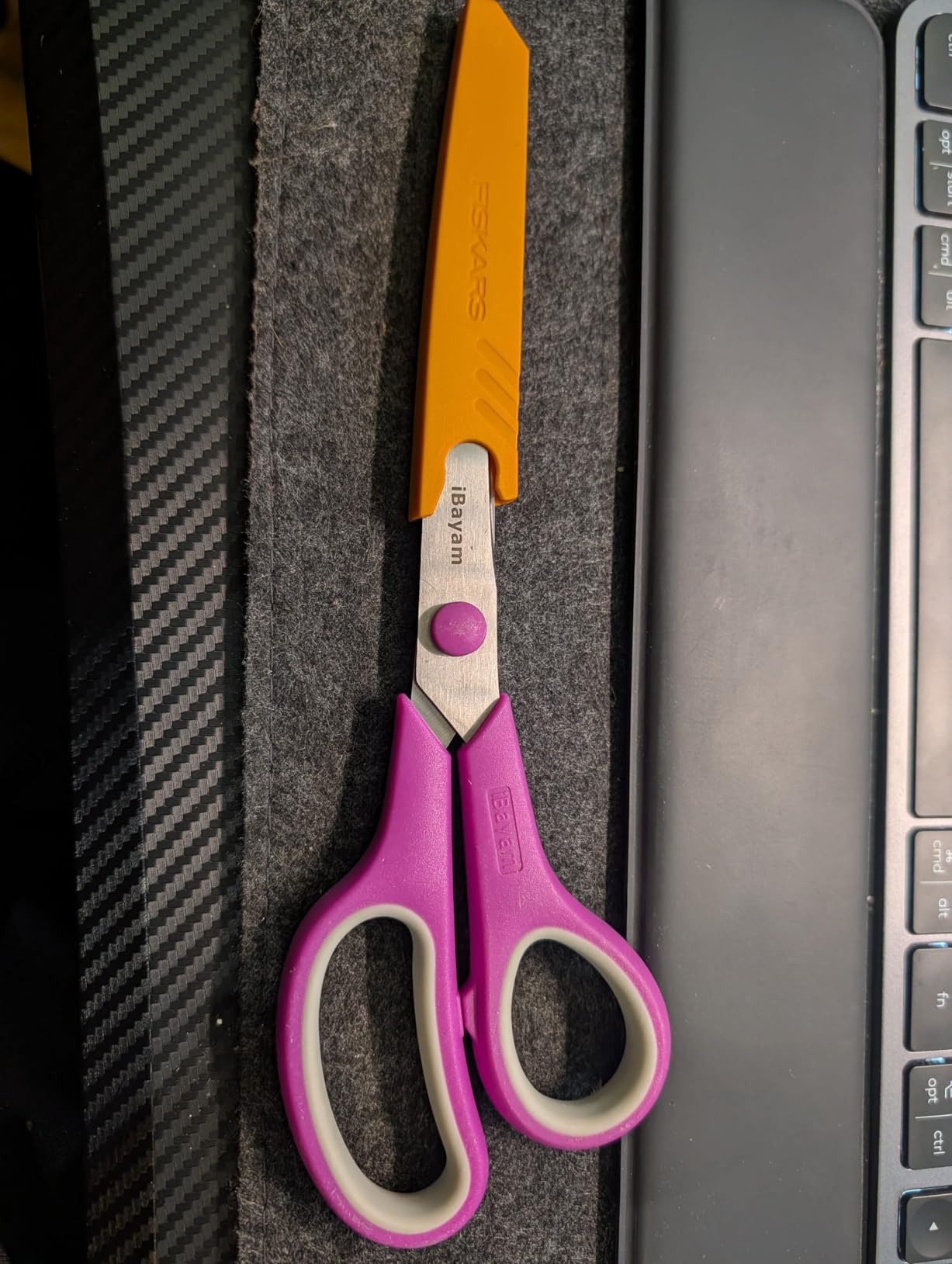 Fiskars RazorEdge Fabric Scissors, Heavy Duty Fabric Shears, Ultra-Sharp Stainless Steel Blades & SoftGrip Ergonomic Handle, 8