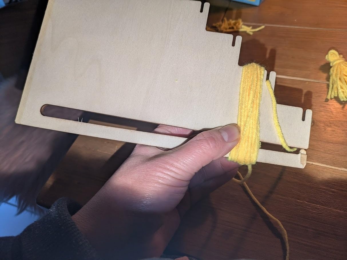 BENECREAT Wooden Tassel Maker, 7-Size Making Ruler, Ladder-Shaped Pendant Tool Knitting Accessories for Lace and Knot Weaving, 2/3/4/5/6/7/8 Inch customer photo 1