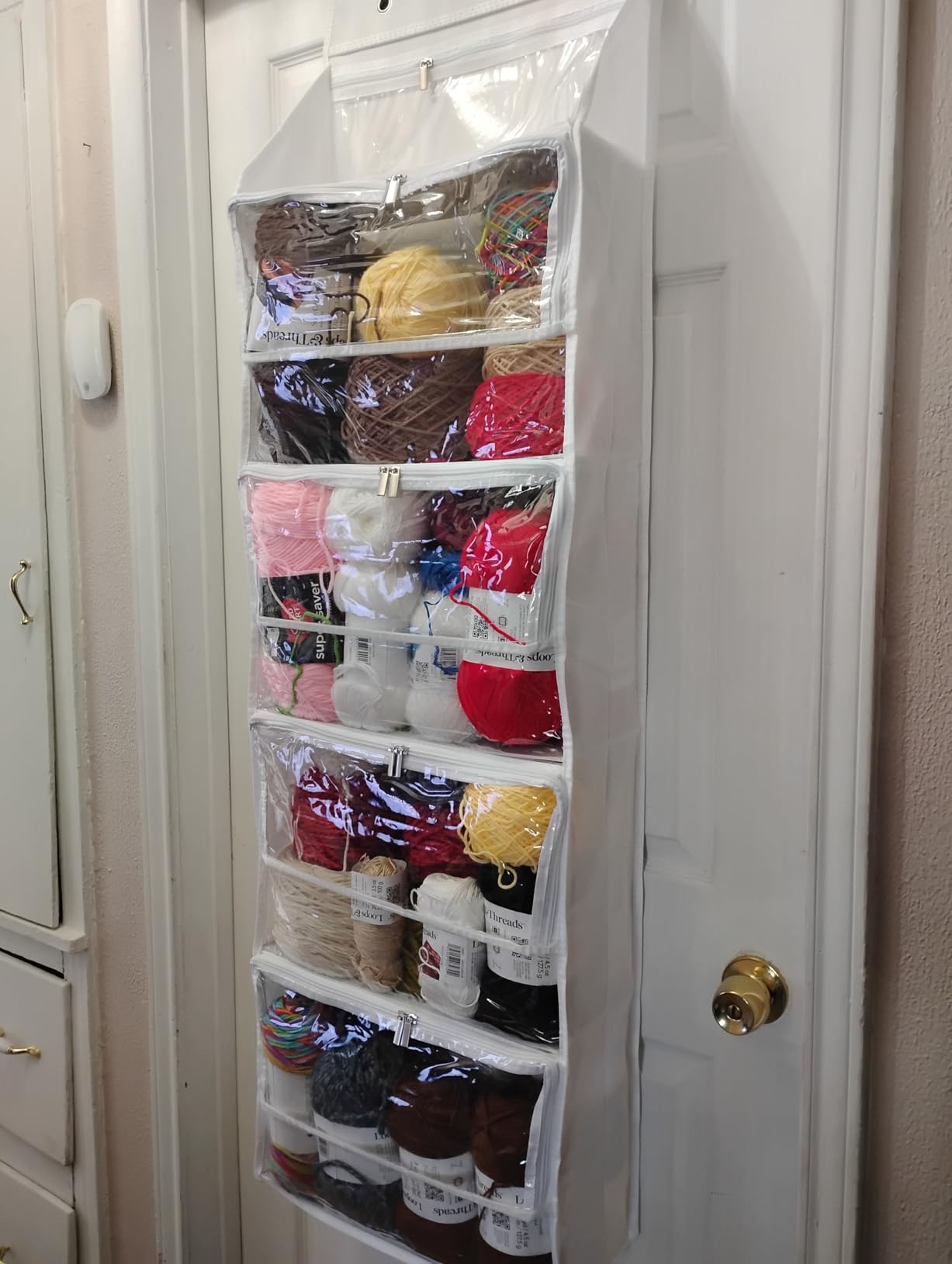 Univivi Hanging Yarn Storage Organizer with 6 Zipper Closure Compartments, Large Capacity Knitting Organizer Storage, Over the Door Hanging Yarn Holder for Knitting Needles, Crochet Hooks (Clear White) customer photo 1