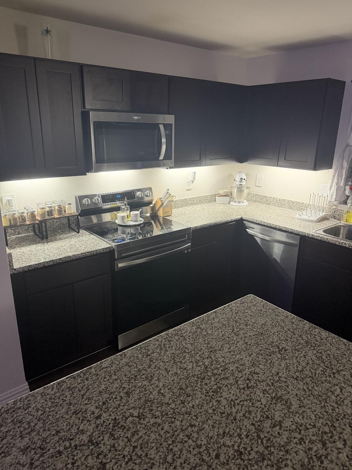 Under Cabinet Lights, Plug in, Seamlessly Linkable 12 Inch, 6 Bars+Switch+Extensions, Under Counter Lighting for Kitchen, Closet, Gun Safe, Shelf, Display Case, LED 5000k Daylight customer photo 1