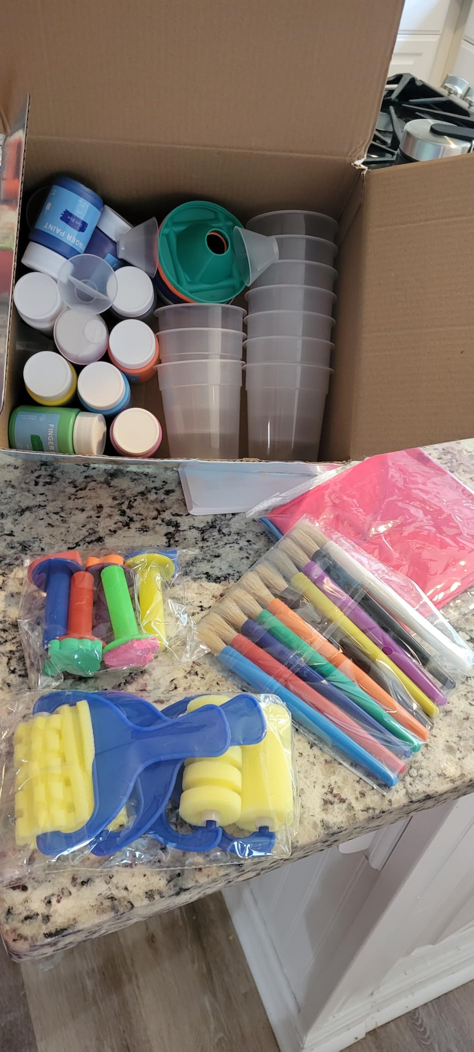 TMOL Washable Paint for Kids, 10 Colors (2 fl oz) 40 Pcs Non-Toxic Finger Paint Kit with Brushes, Sponge, Smock, Toddler Art Supplies for Painting, Craft & School Projects customer photo 1