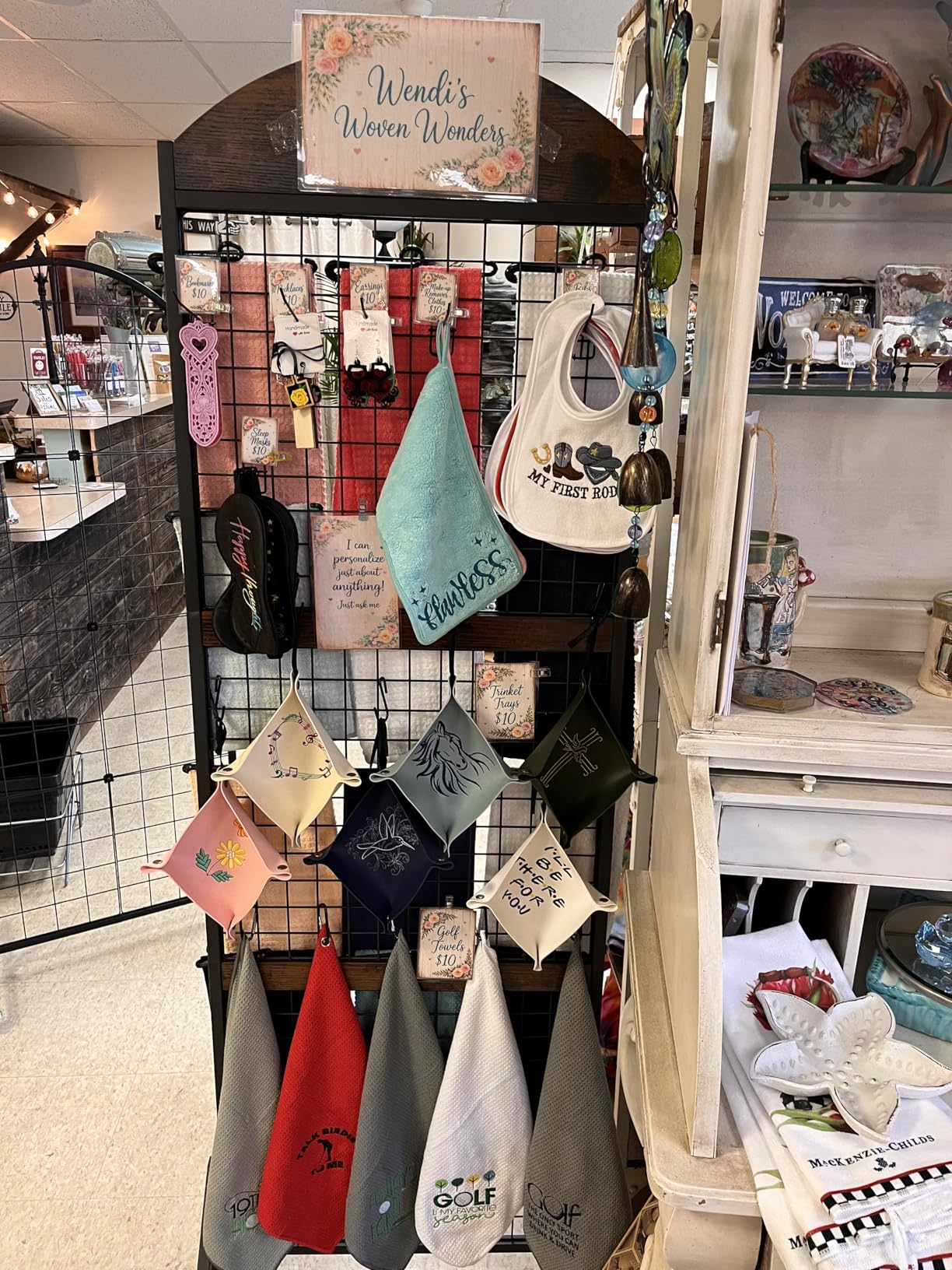 CHOEZON Grid Wall Panel 5.7' x 2' FT Grid Display Rack, Movable Gridwall Display Stand with Wheels, Sturdy Floorstanding Wire Grid Rack with 4 S-Shaped Hooks and 4 Garment Hooks, Black TCJ17BB customer photo 1