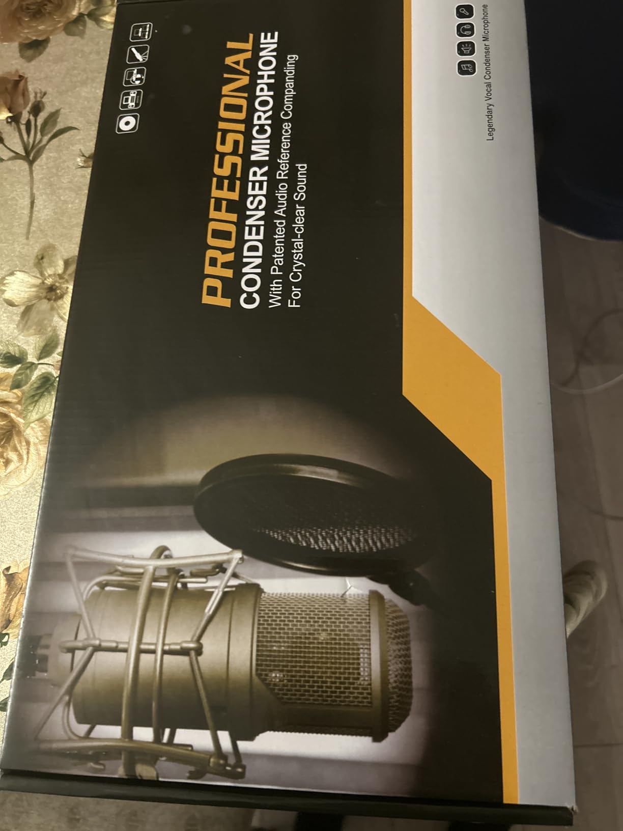 Podcast Equipment Bundle, Recording Studio Package with Podcast Microphone and Voice Changer, Live Sound Card - Audio Interface for Laptop Computer Vlog Living Broadcast Live Streaming YouTube TikTok customer photo 2