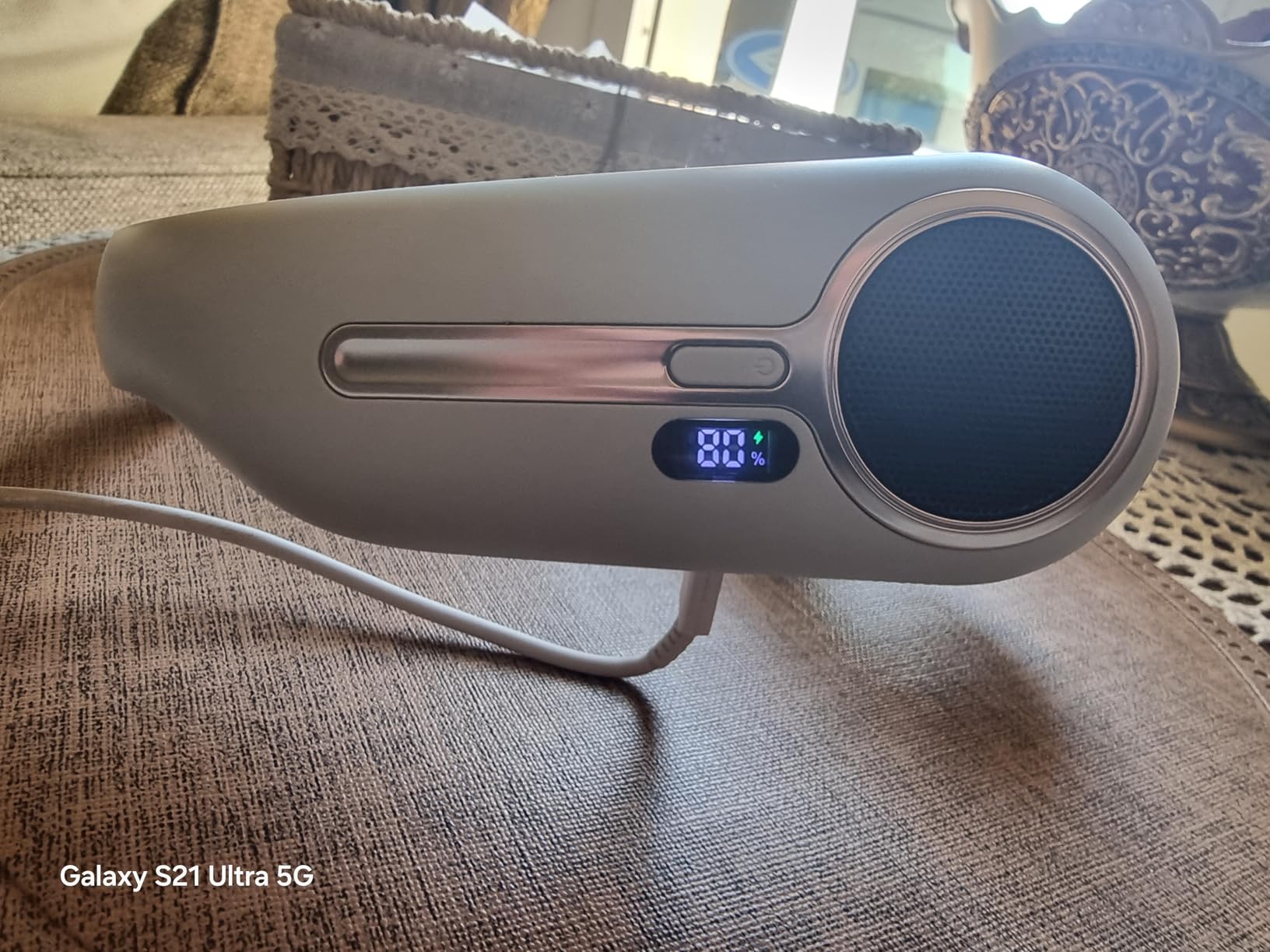 Portable Neck Fan, Personal Wearable Bladeless Fan, 6000mAh USB Rechargeable, 360 Airflow, LED Display, 4-Speeds, Hands Free Fan for Outdoor Indoor, Birthday Gifts for Men Women Dad Mom (Black) customer photo 1