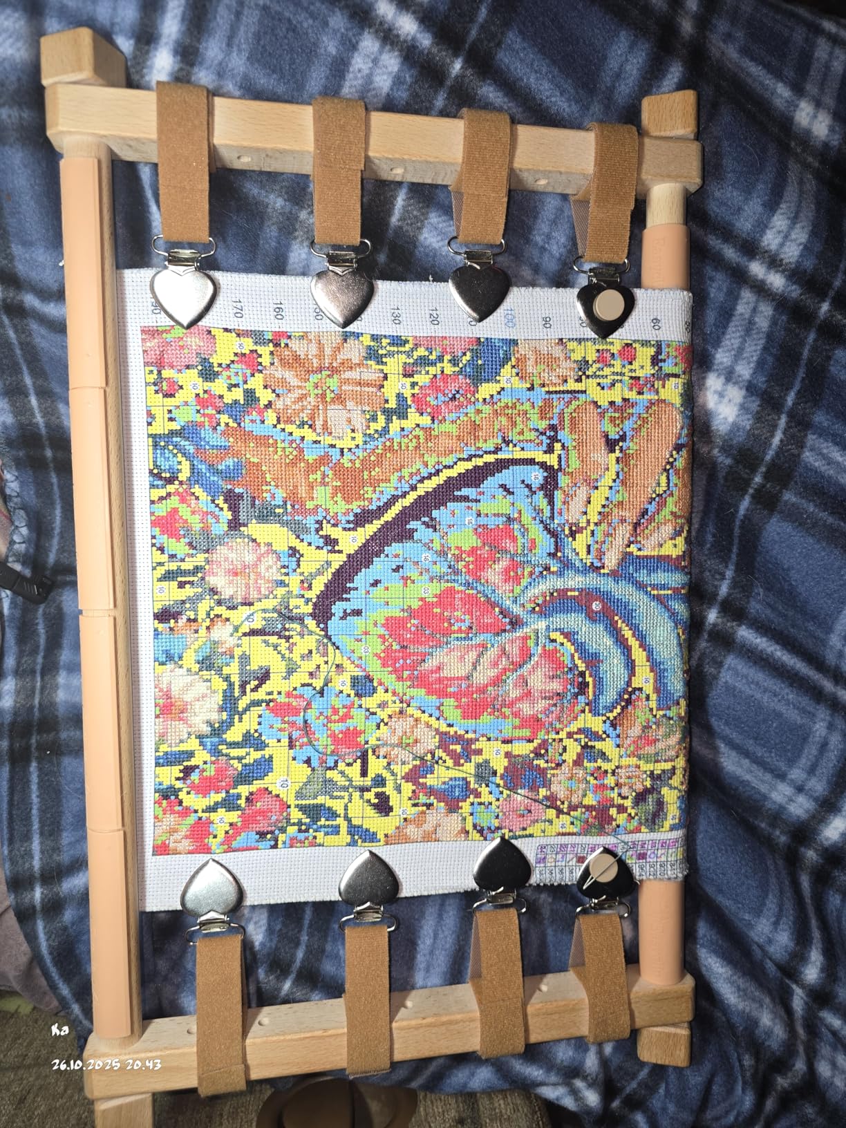 CroBlissful Cross Stitch Scroll Frame Set with Plastic Clamps Beech Hardwood Embroidery Frame Needlepoint Cross Stitch Holder for Sewing, Needlework, Embroidery Projects customer photo 2