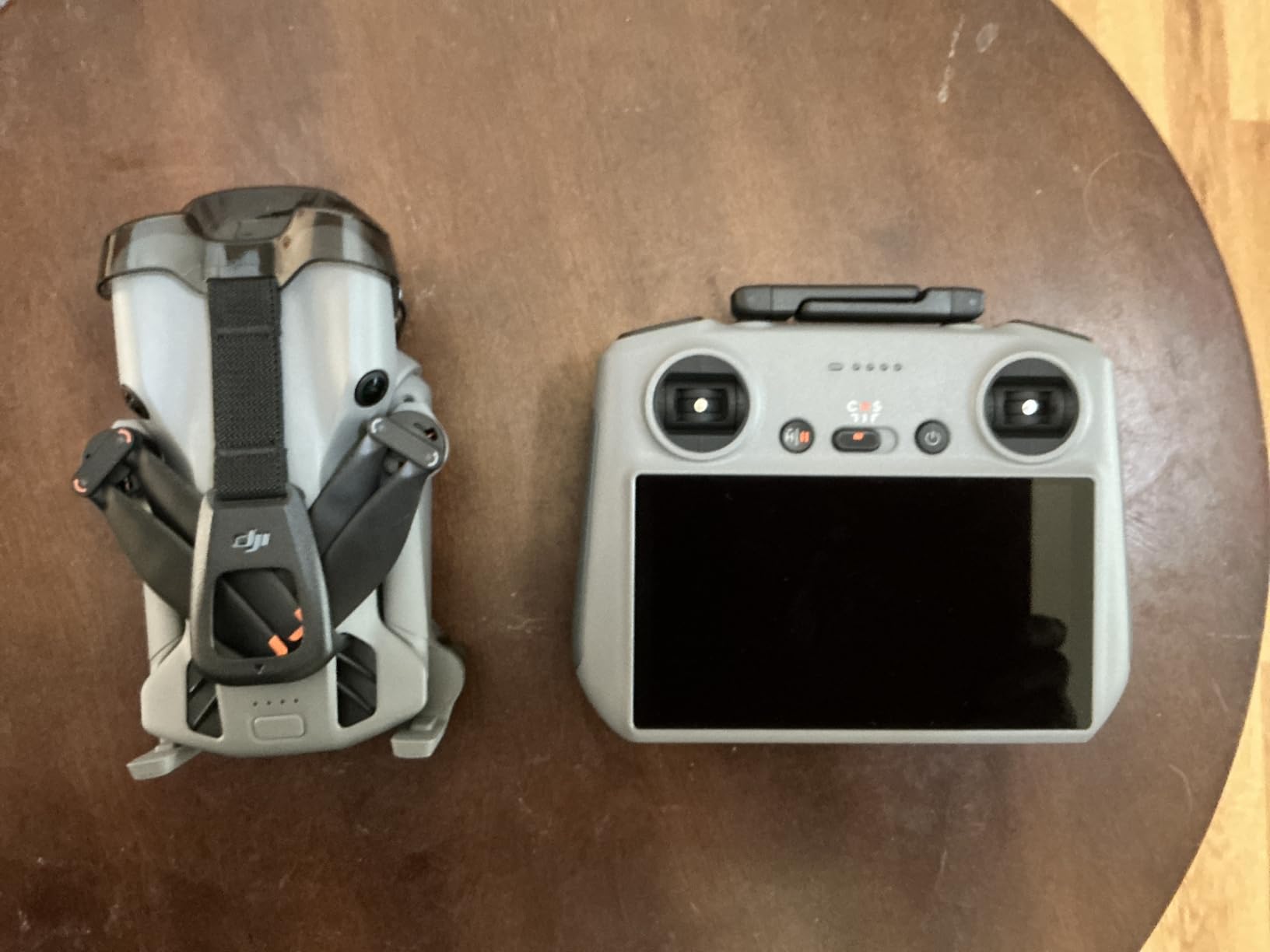 DJI Mini 5 Pro Fly More Combo Plus with DJI RC 2, Drone with Camera, 1-Inch CMOS, 4K Drone for Beginners, Obstacle Sensing, ActiveTrack 360 Degree, 225 Degree Gimbal Rotation, Extended Battery Life customer photo 1