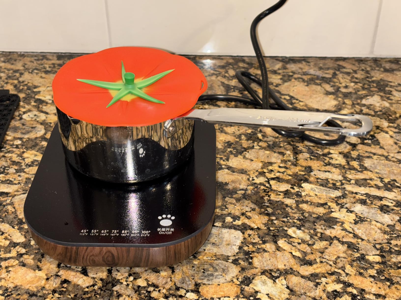 TMASTER 240W Small Electric Hot Plate,Mini Stove Portable Stove Kitchen Cooktop Electric Heater,Single Burner, Perfect Size For Moka Pot, Melting Wax And More (Black Walnut Violent Cat 240W) customer photo 1