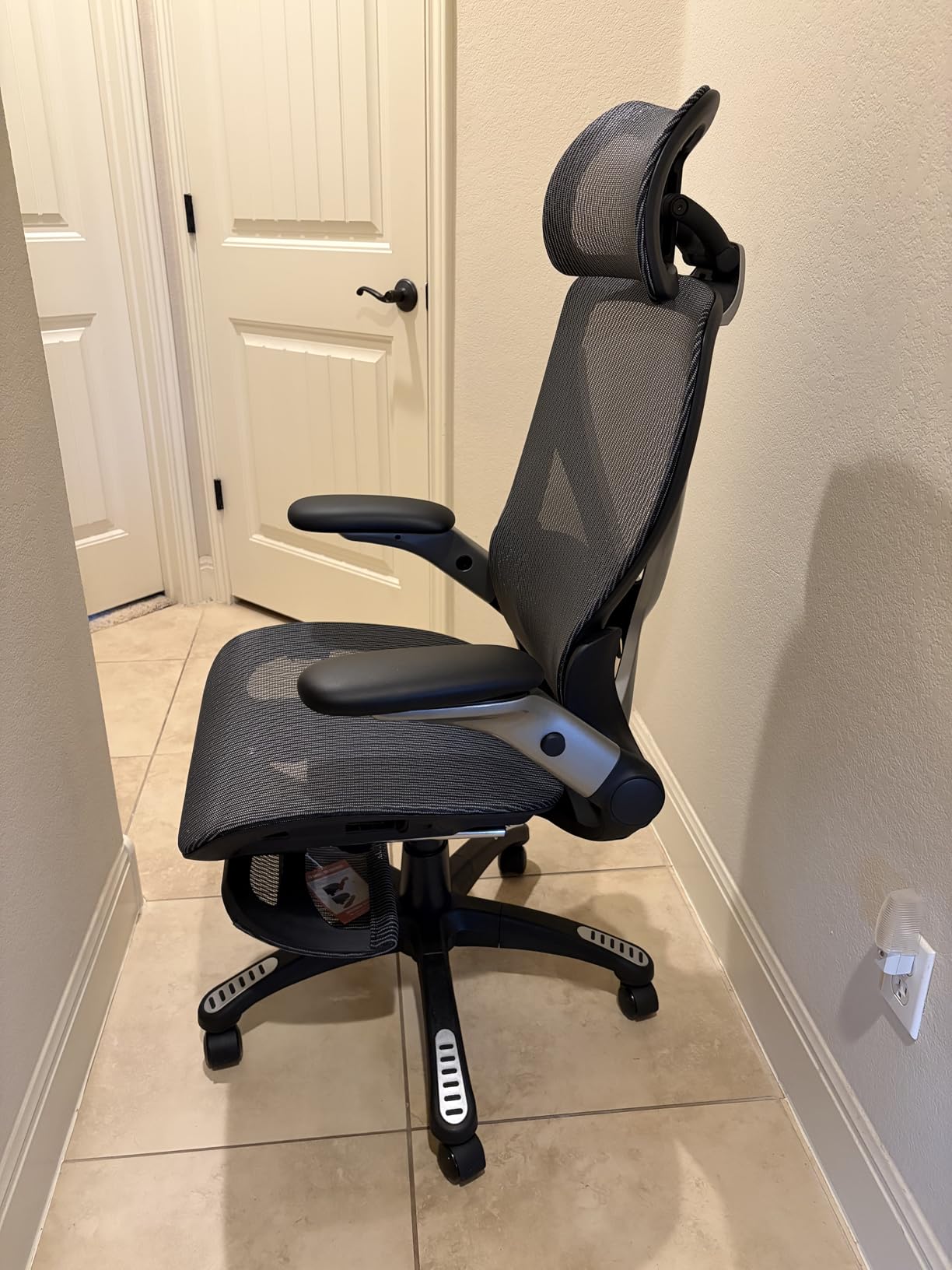 ELABEST X100 Ergonomic Office Chair with Footrest, Big and Tall Home Desk Chair with 5D Flip-Up Arms, Adjustable 3D Lumbar Support, High Back Rolling Computer Chair, Swivel Mesh Chairs (Foggy Morning) customer photo 1