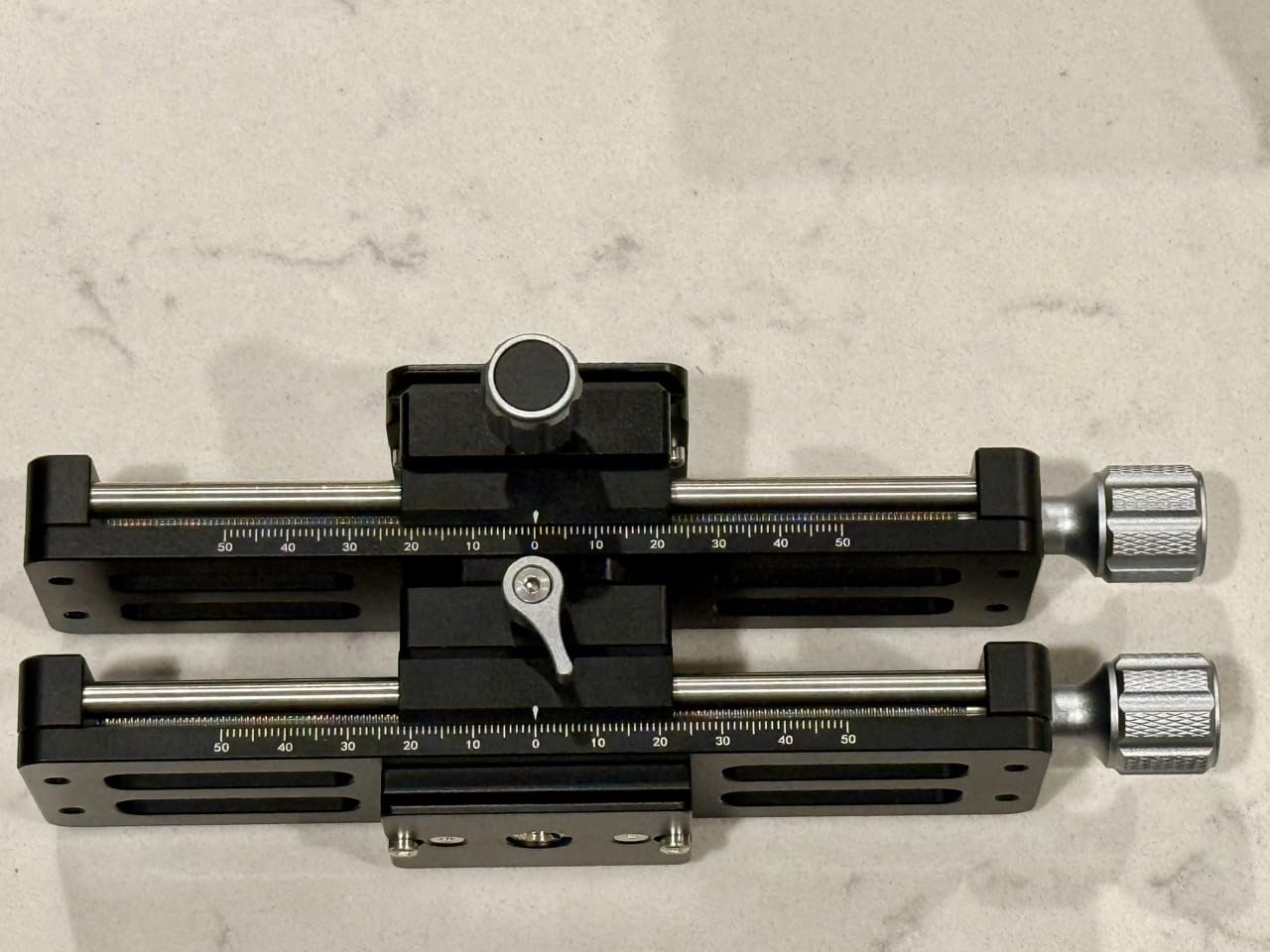 NEEWER Macro Rail Slider, 4 Axis 360 Degree Rotating Aluminum Alloy Focusing Rail with Arca Type Quick Release Plate 1/4
