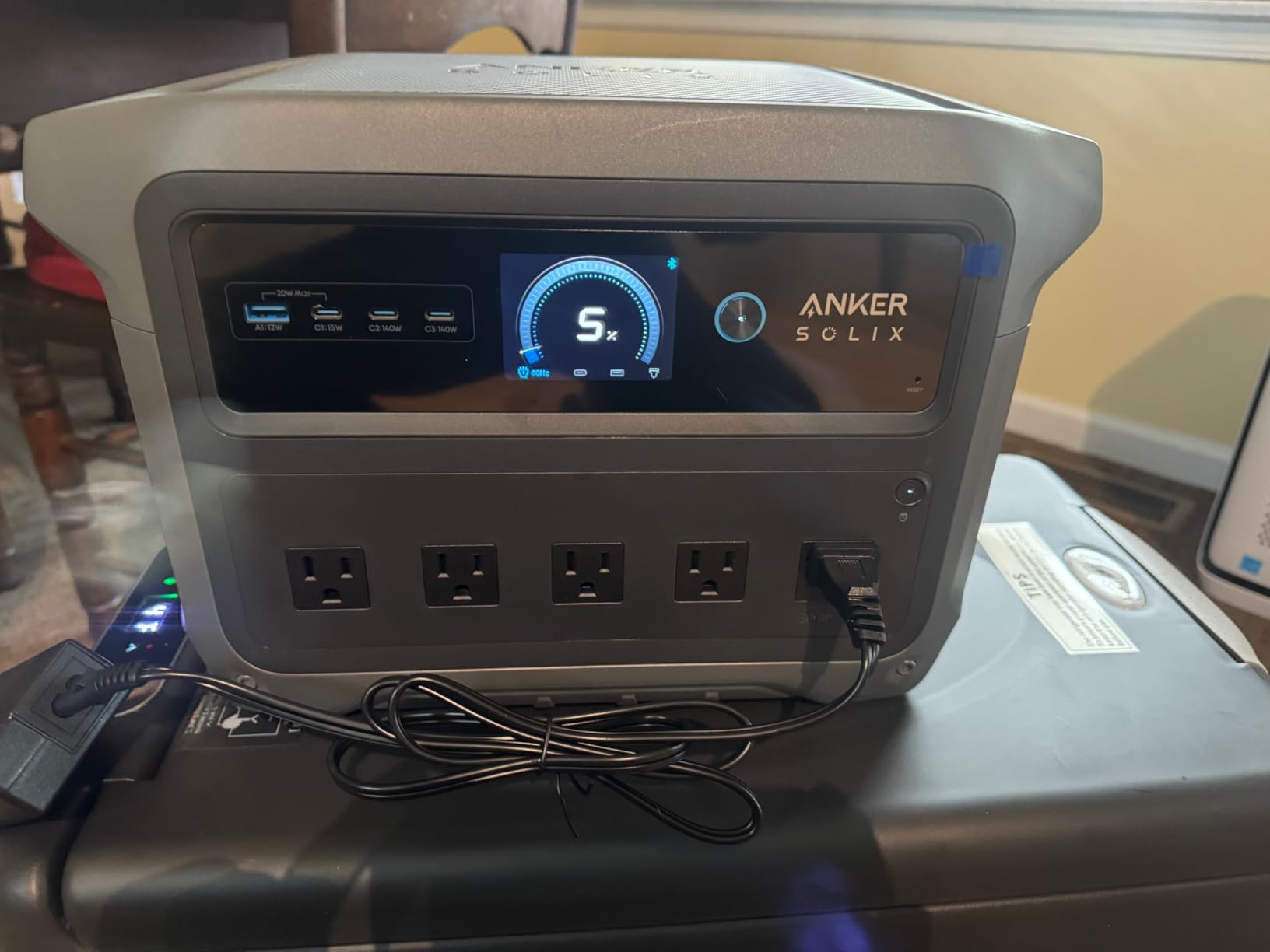 Anker SOLIX C1000 Gen 2 Portable Power Station, 2,000W (Peak 3,000W) Solar Generator, Full Charge in 49 Min, 1,024Wh LiFePO4 Battery customer photo 2