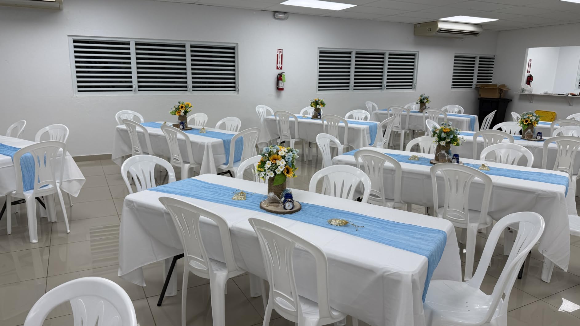 10-Pack White Tablecloths for Rectangle Tables, 60 x 102 Inches, Stain-Resistant Polyester Fabric for 6 Foot Tables - Washable Table Covers for Weddings, Banquets, Birthday, Parties, Events customer photo 2