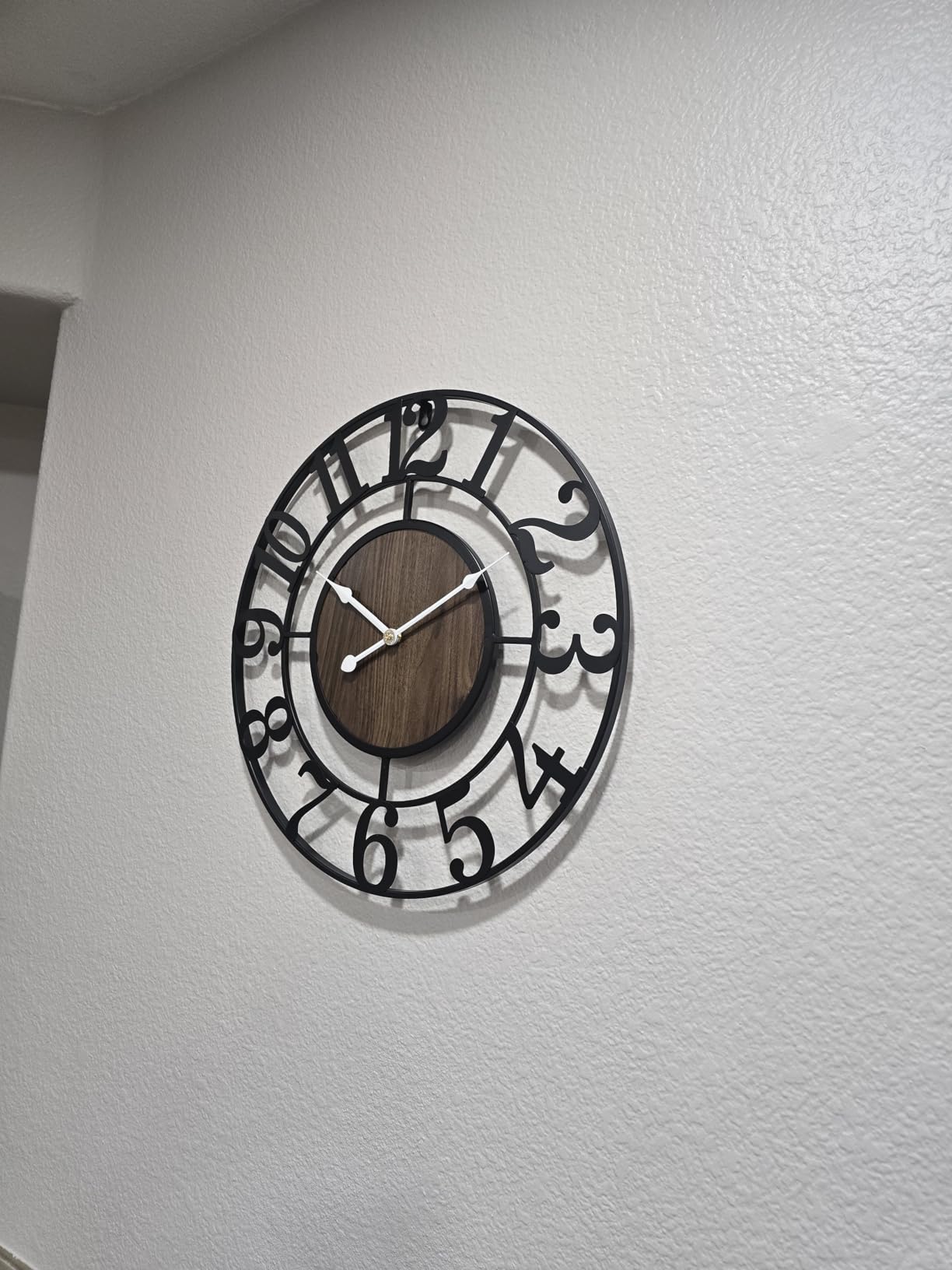 Large Metal Wall Clock, 20 Inch Retro Decorative Silent, Non Ticking, Battery Operated Modern Big Wood Wall Clock for Living Room, Farmhouse, Bedroom, Fireplace, Kitchen, Office, Home Decor customer photo 2