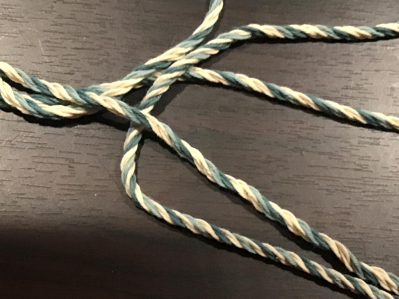 Enhon Cord Maker Portable Fringe Twister, Handheld Cord Maker for Craft Yarn Making Twister for Beginners (Patent Pending)(Pink) customer photo 1