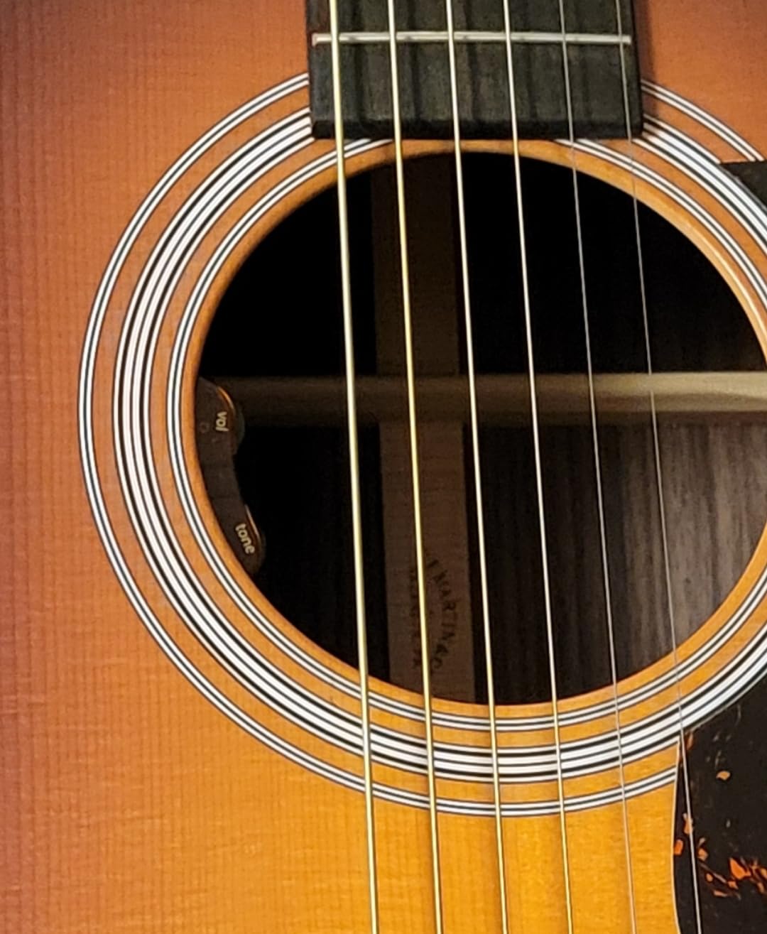 L.R. Baggs Element Active System with Volume and Tone Control Acoustic Guitar Undersaddle Pickup customer photo 2