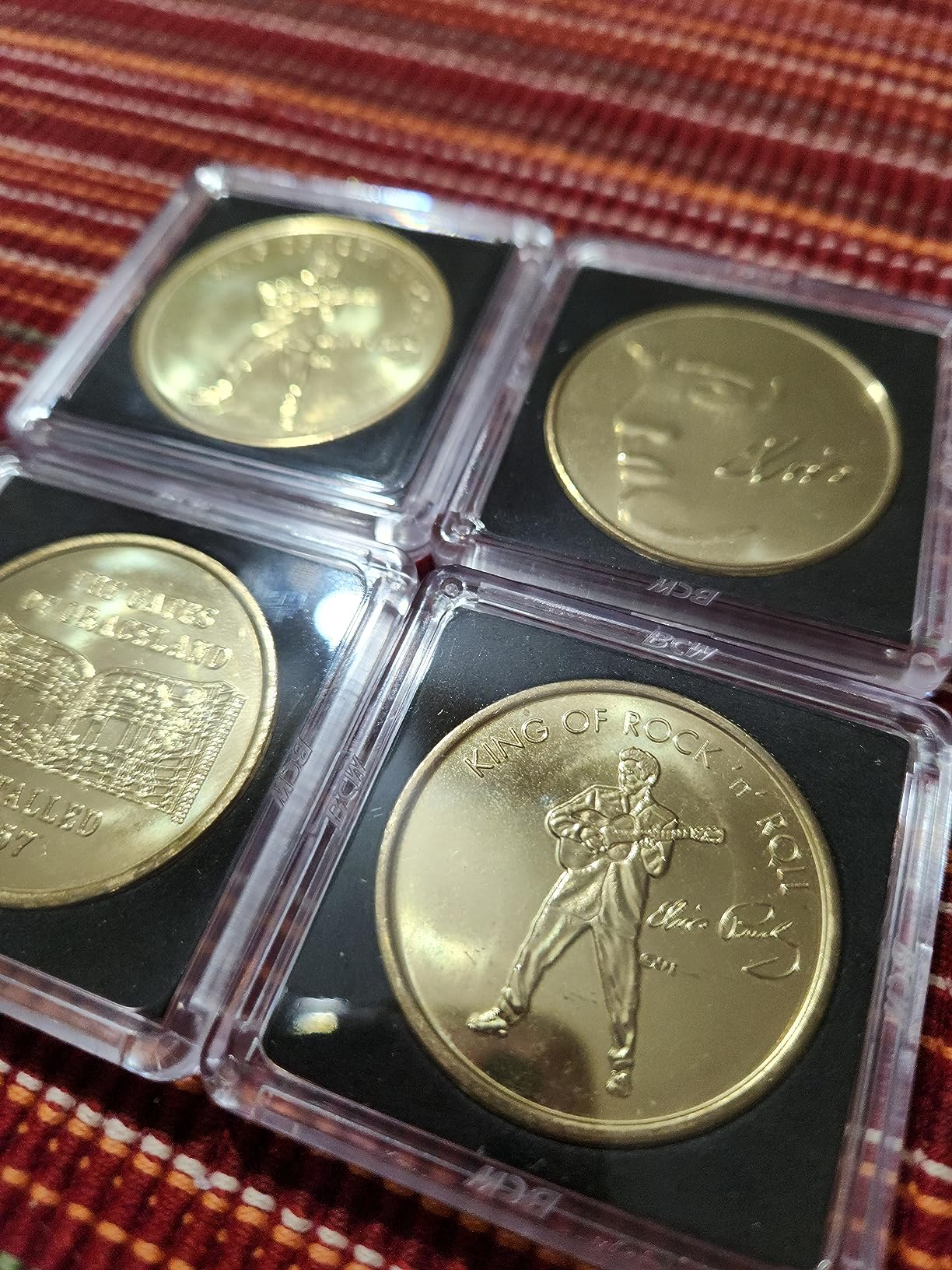 BCW 2x2 Coin Snap - 25 ct Small Dollar | Archival Safe Coin Protector | Crystal Clear Polystyrene Coin Display Case | Ideal for US Sacagawea Dollar | Coin Holders for Collectors customer photo 1