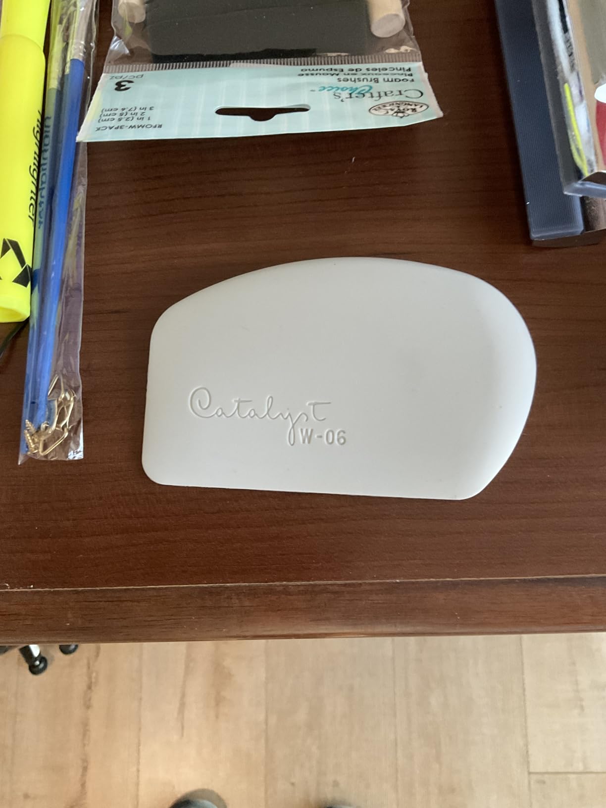 Princeton Catalyst Tools, Art Supplies for Texturizing and Moving Paint, Wedge- White customer photo 1