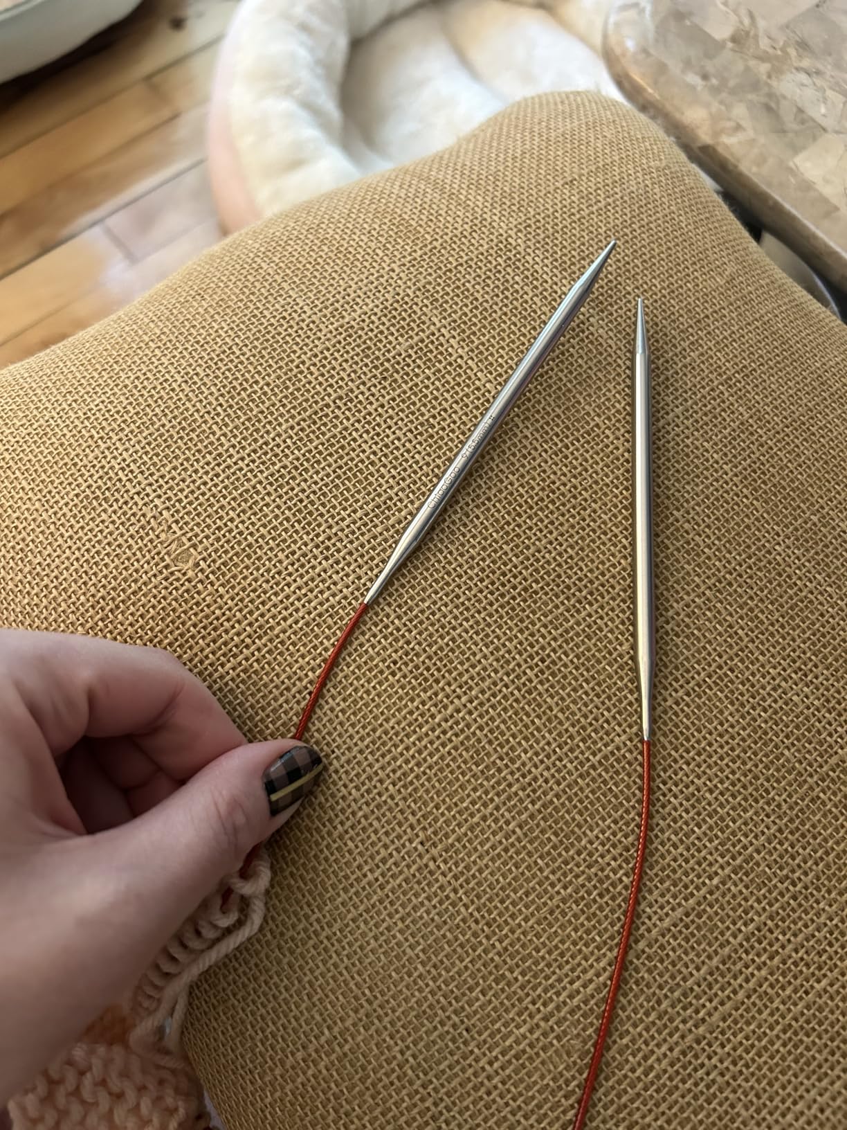 ChiaoGoo Red Lace Circular 60-inch (150cm) Stainless Steel Knitting Needle; Size US 8 (5mm) 7060-8 customer photo 1