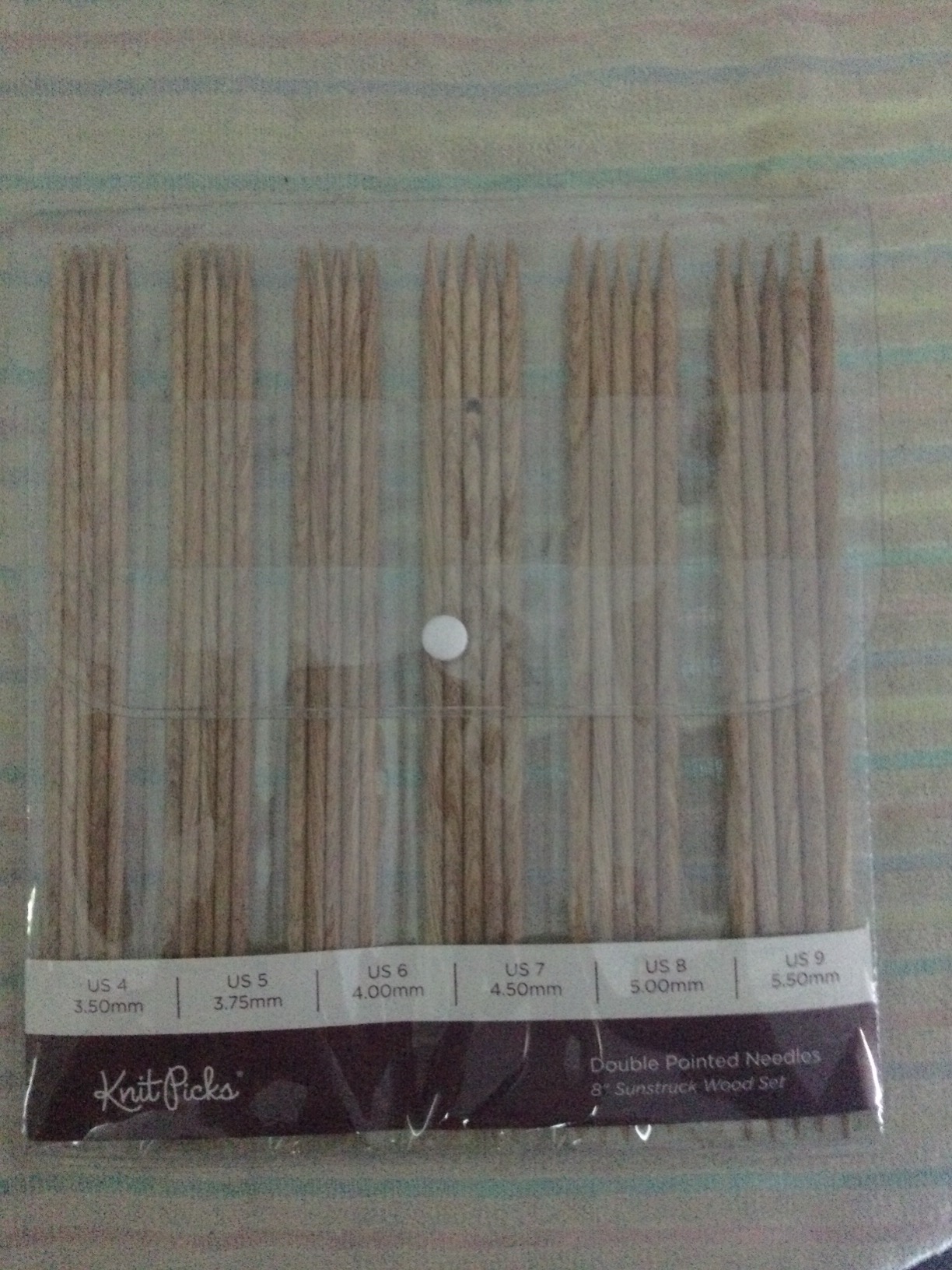 Knit Picks Double Pointed Wood Knitting Needles Set, 6 inches | DPN set comes with six sizes from US 0 - 3 customer photo 1