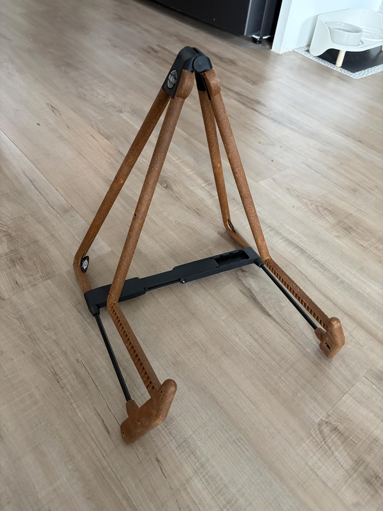 K&M Konig & Meyer 17580.014.95 Heli 2 Acoustic Guitar Stand | Folding A-Frame for Acoustic Guitars | Adjustable & Collapsible | Sturdy & Durable | Pro's Choice | German Made Cork Infused Rubber customer photo 2