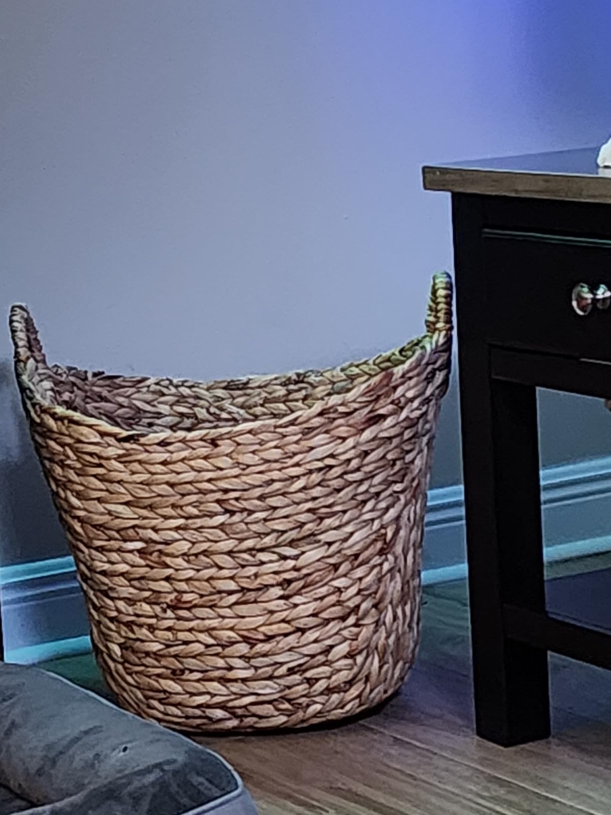 Deco 79 Seagrass Handmade Decorative and Functional Storage Basket Large Woven Basket Organizer with Ring Handles, Basket for Storage 20
