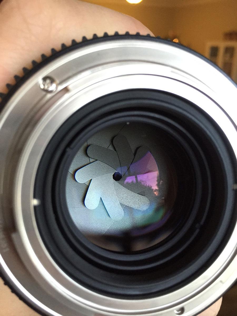 Rokinon Cine DS DS35M-C 35mm T1.5 AS IF UMC Full Frame Cine Wide Angle Lens for Canon EF Black customer photo 1