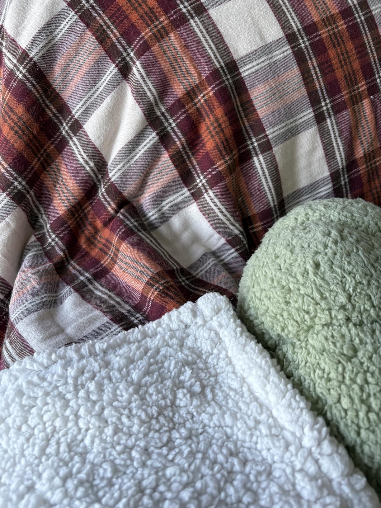 Eddie Bauer - Sherpa Throw Blanket for Couch 50x60 - Ultra Soft Reversible Fleece & Plush Sherpa Blanket, Warm Cozy Plaid Throw Blanket for Sofa, Bed, Living Room, Cabin Decor customer photo 1