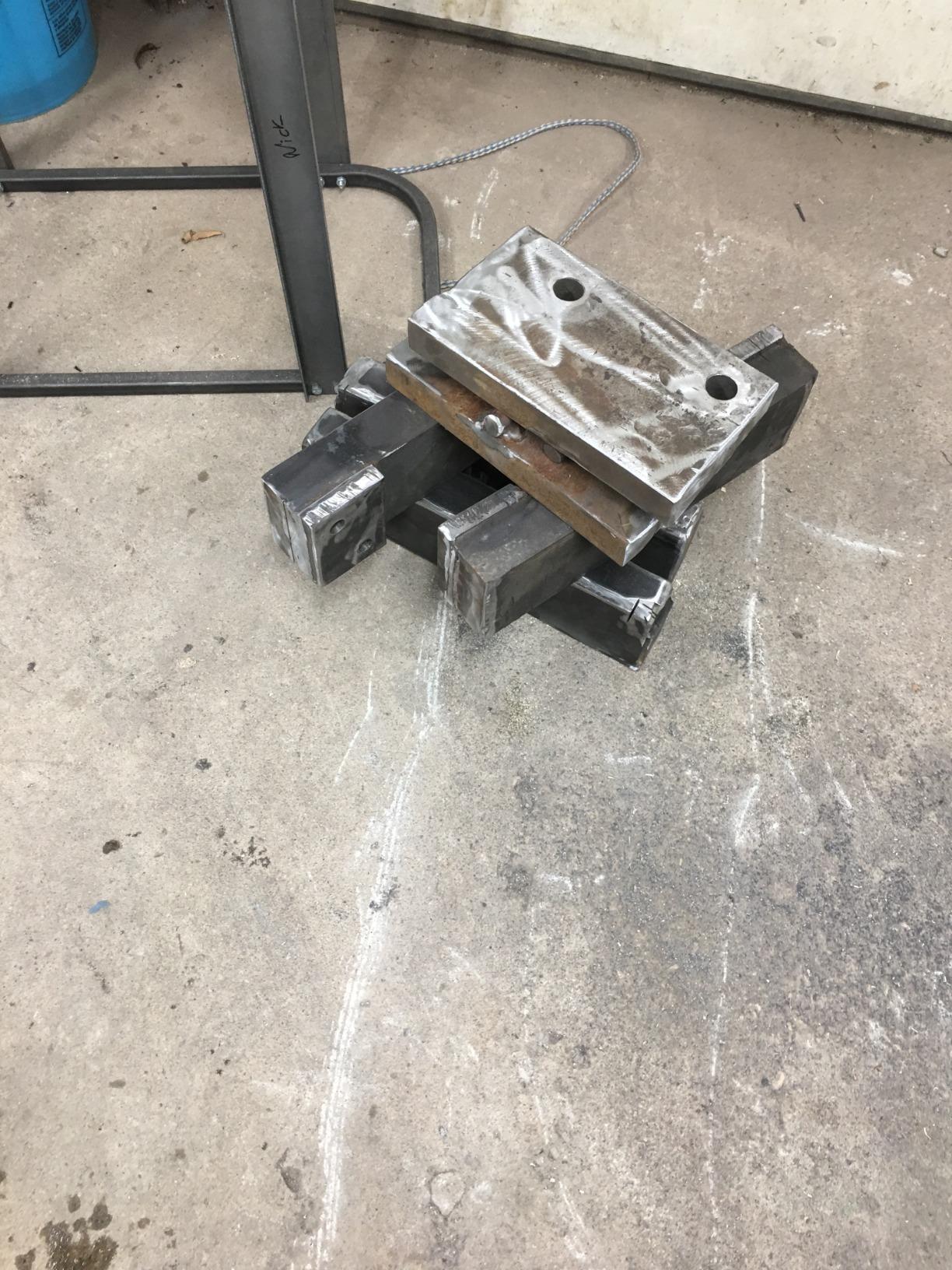 DEWALT Angle Grinder, 4.5 Inch, 11 Amp, 11,000 rpm, With Paddle Switch (DWE402) customer photo 2