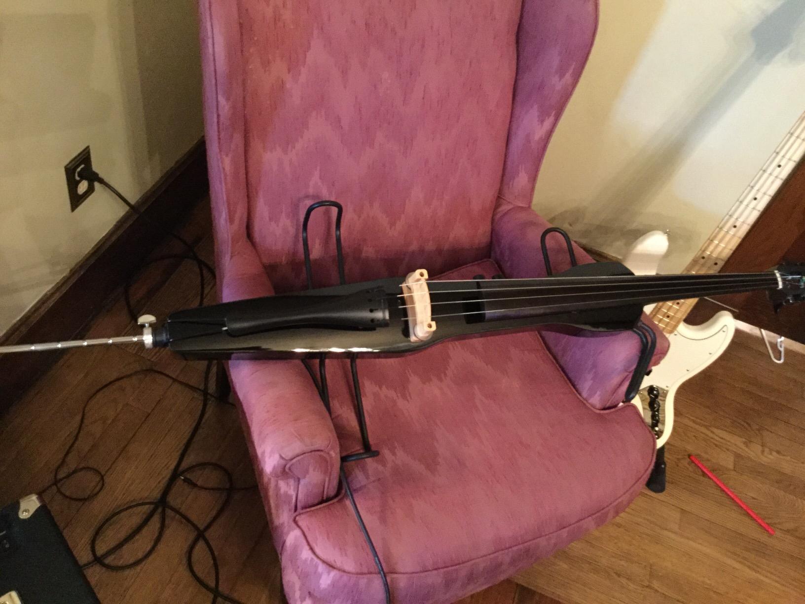 Stagg ECL 4/4 WH Cello - Electric, White customer photo 1