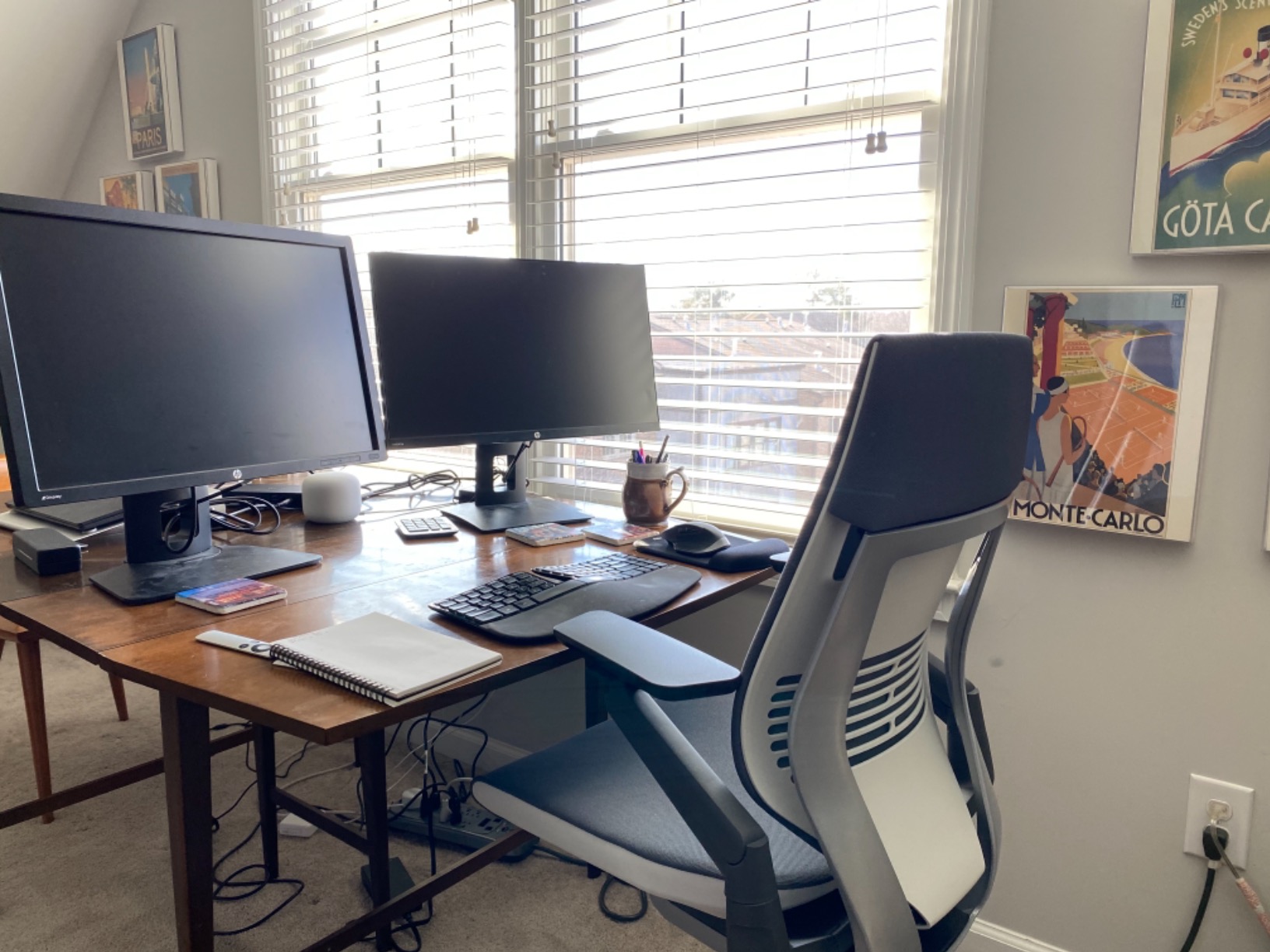Steelcase Gesture Office Chair - Ergonomic Work Chair with Wheels for Carpet - Comfortable - Intuitive-to-Adjust for Desk - 360-Degree Arms - Graphite Gray Fabric customer photo 1