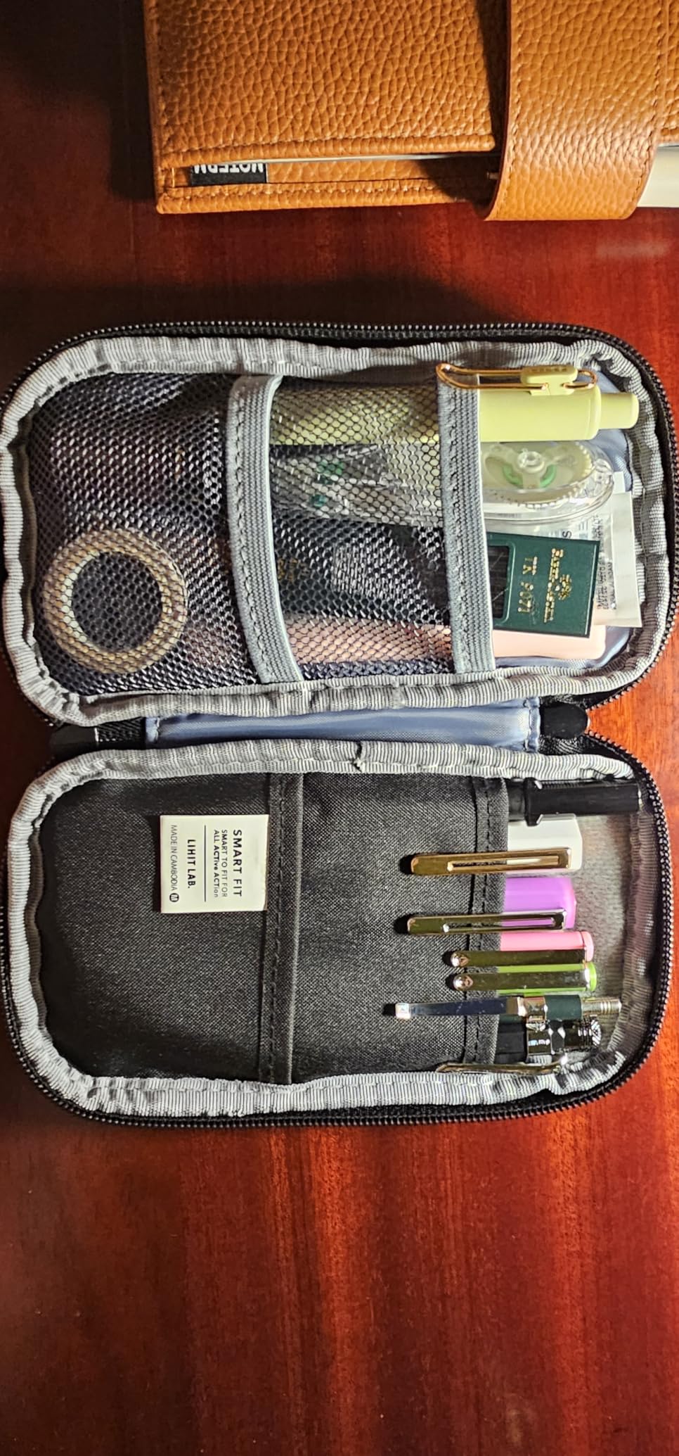 LIHITLAB Compact Pen Case, Water & Stain Repellent customer photo 2