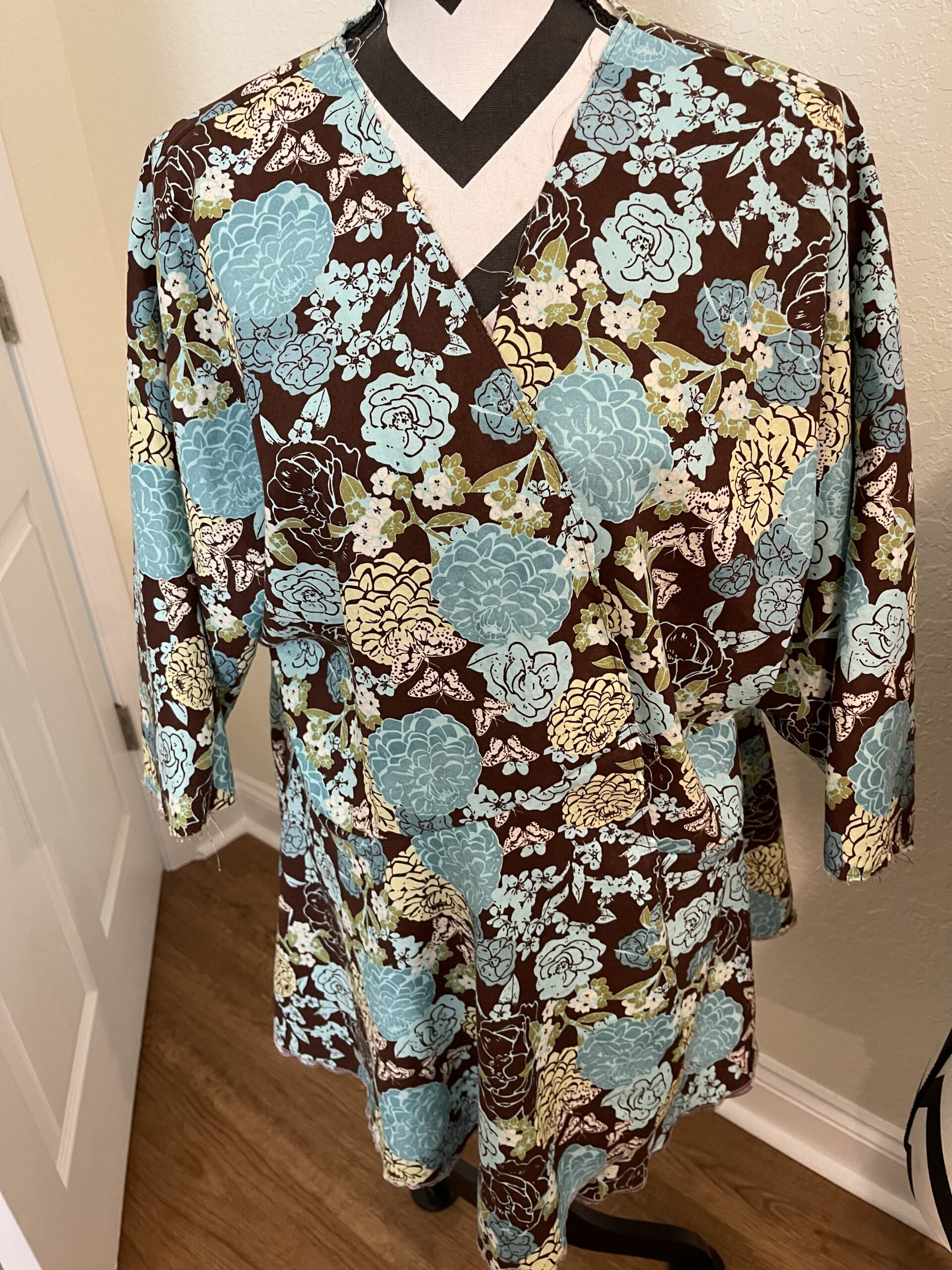 Simplicity 8172 Easy to Sew Misses' Kimono Sewing Pattern Kit, Code 8172, Sizes XXS-XXL customer photo 2
