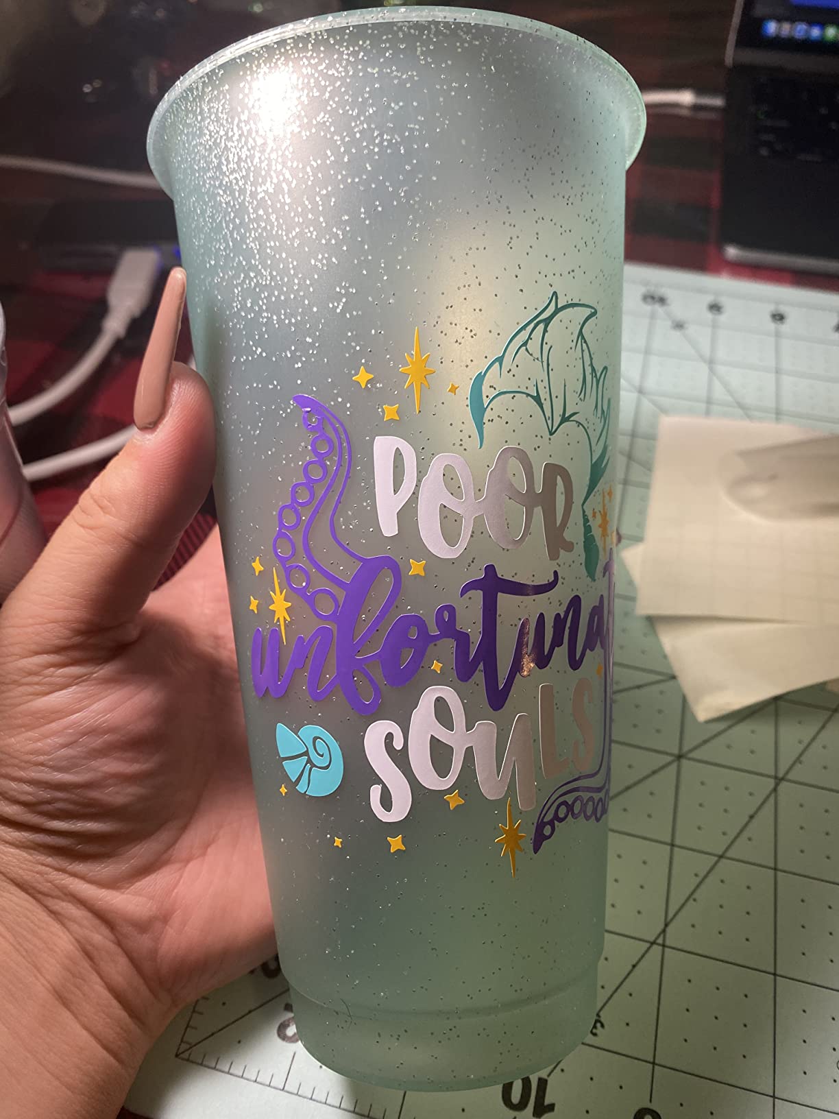 TapeManBlue Clear Transfer Tape for Vinyl - 6 inch Roll, Made in USA, Vinyl Transfer Tape with Medium to High Tack Adhesive for Crafts, Decals & Stickers (6 inch x 100 feet) customer photo 1