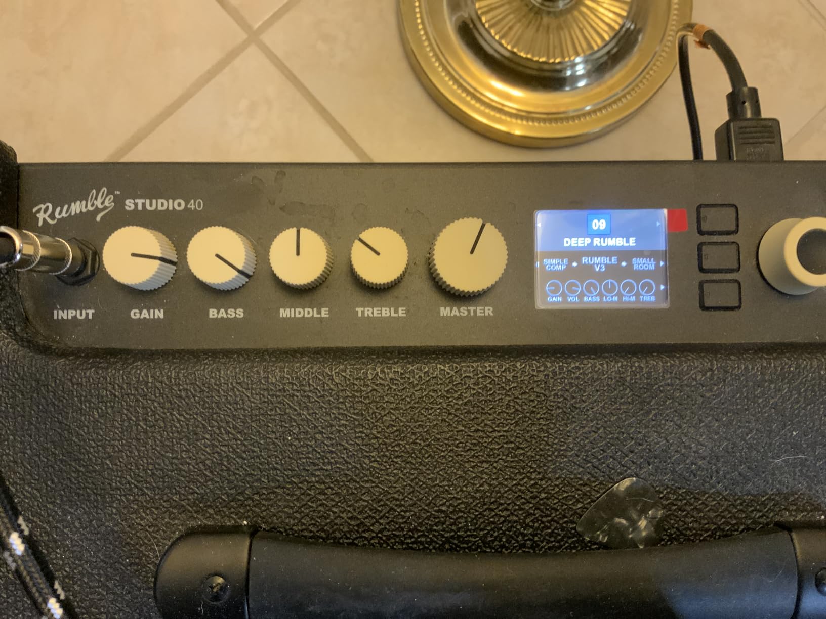 Fender Rumble Studio 40 Electric Bass Guitar Combo Digital Modeling Amplifier customer photo 2