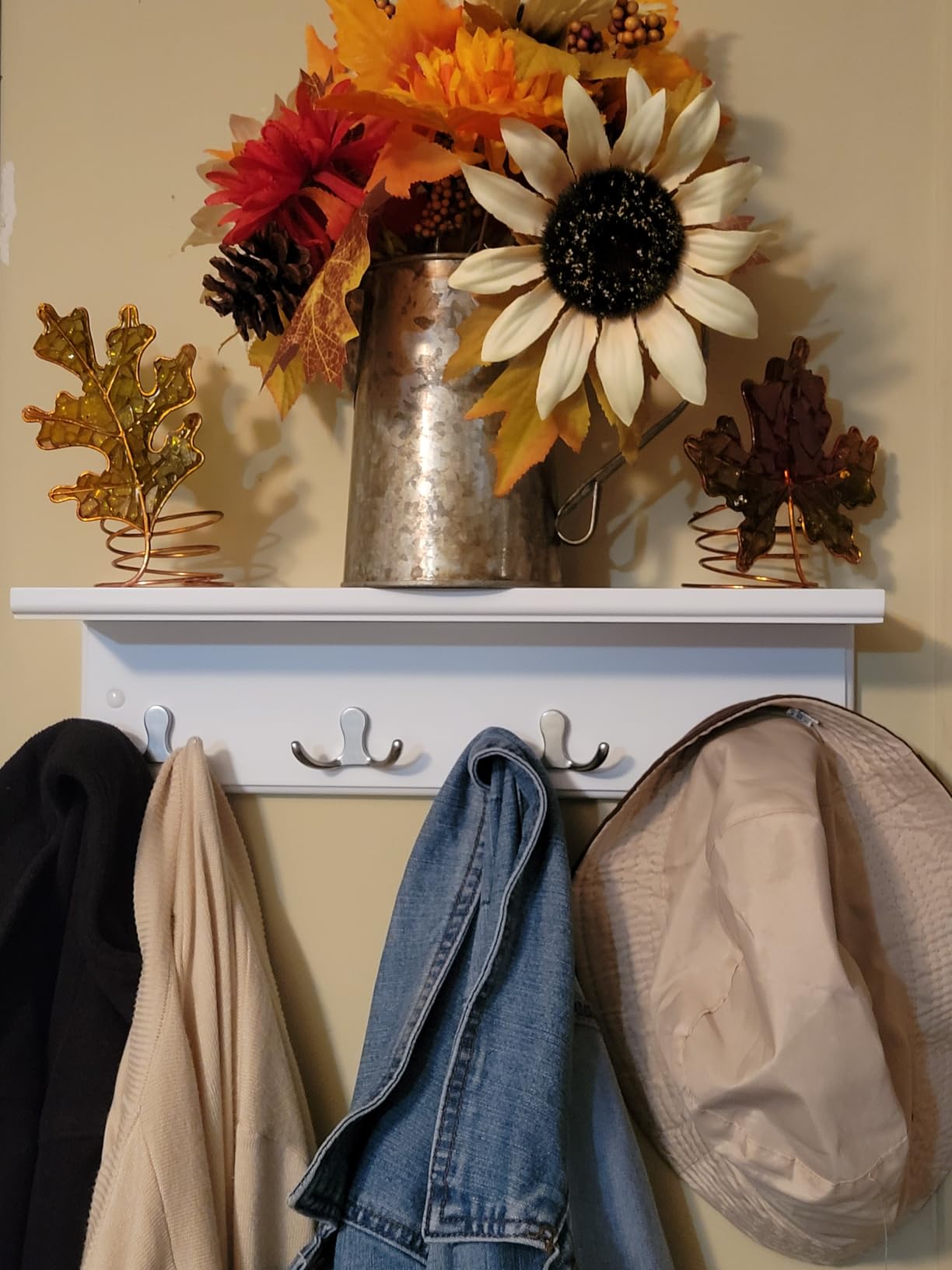 SONGMICS Entryway Hanging Coat Rack, Wall-Mounted Wooden Shelf, with 4 Double Hooks, Wall Floating Shelf, White ULHR42WT customer photo 2