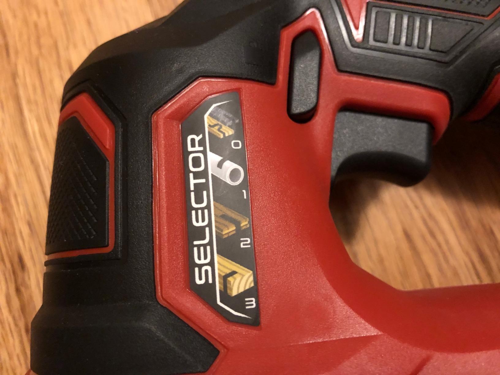 SKIL PWR CORE 20V 7/8 Inch Stroke Length Jigsaw Includes 2.0Ah PWR CORE 20 Lithium Battery and Charger - JS820302 customer photo 2