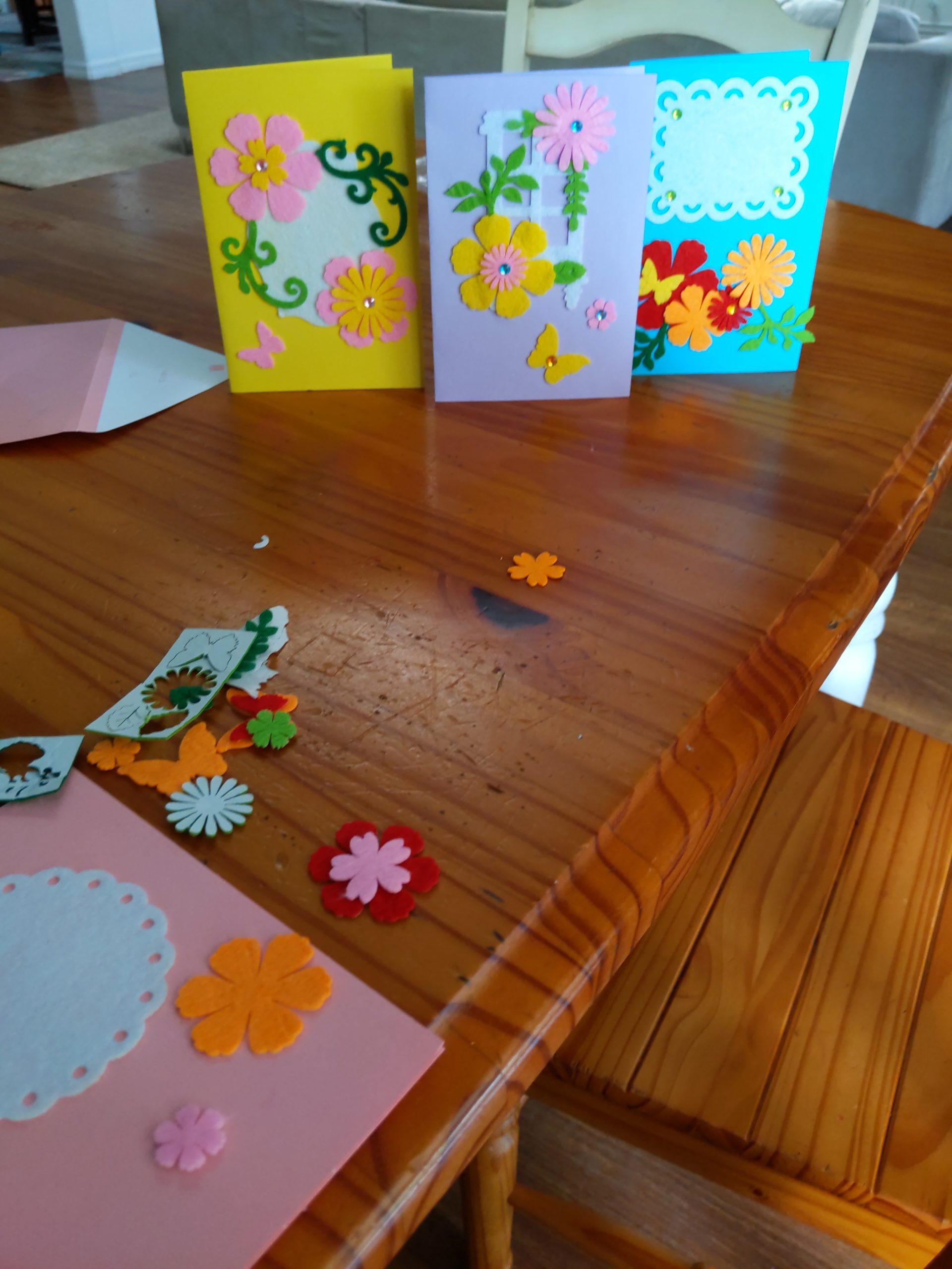 QIAONIUNIU Card Making Kits DIY Handmade Greeting Card Kits for Kids, Christmas Card Folded Cards and Matching Envelopes Thank You Card Art Crafts Crafty Set Gifts for Girls & Boys customer photo 1